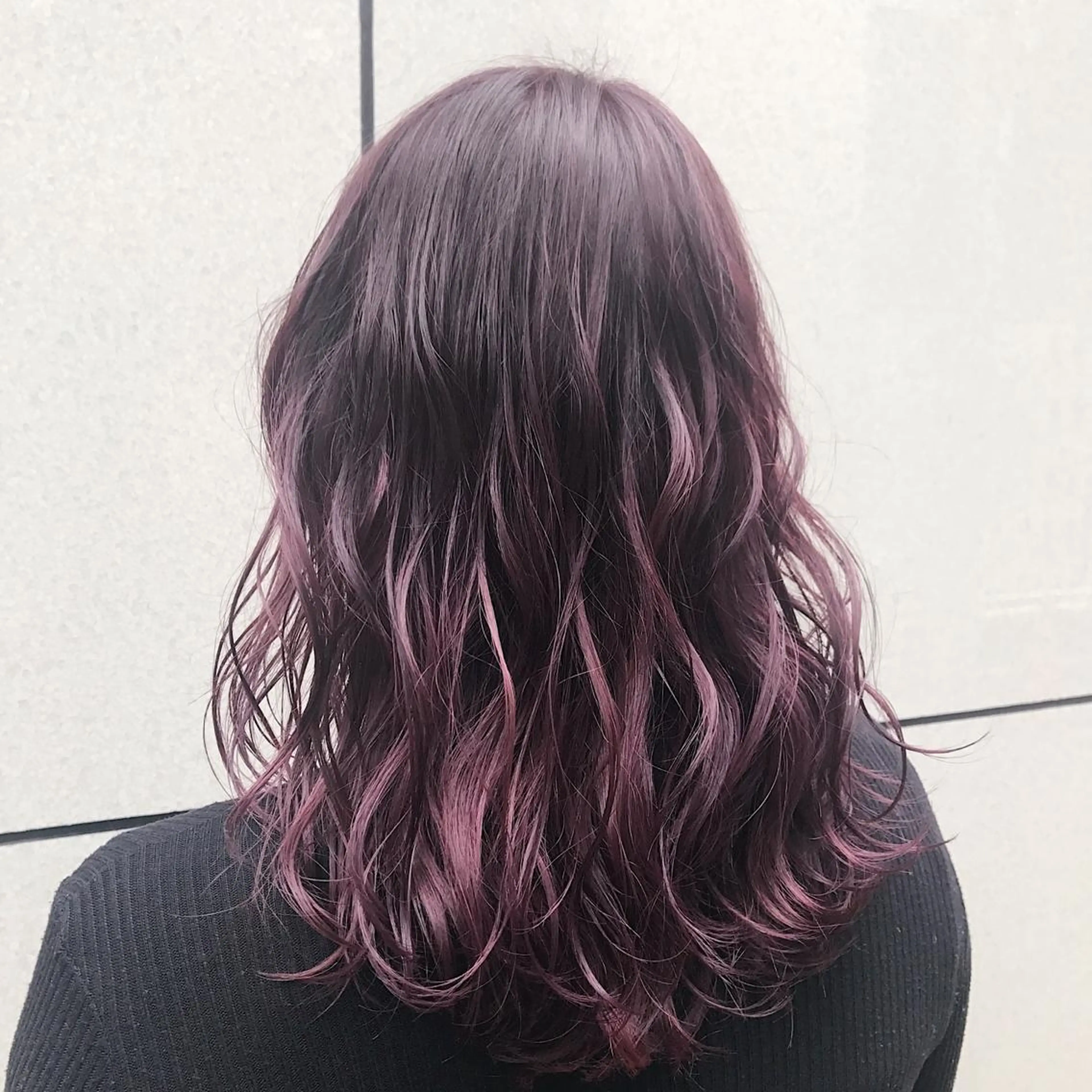 ミディアム カラー ヘアアレンジ Zina渋谷エリア マネージャShionのヘアスタイル