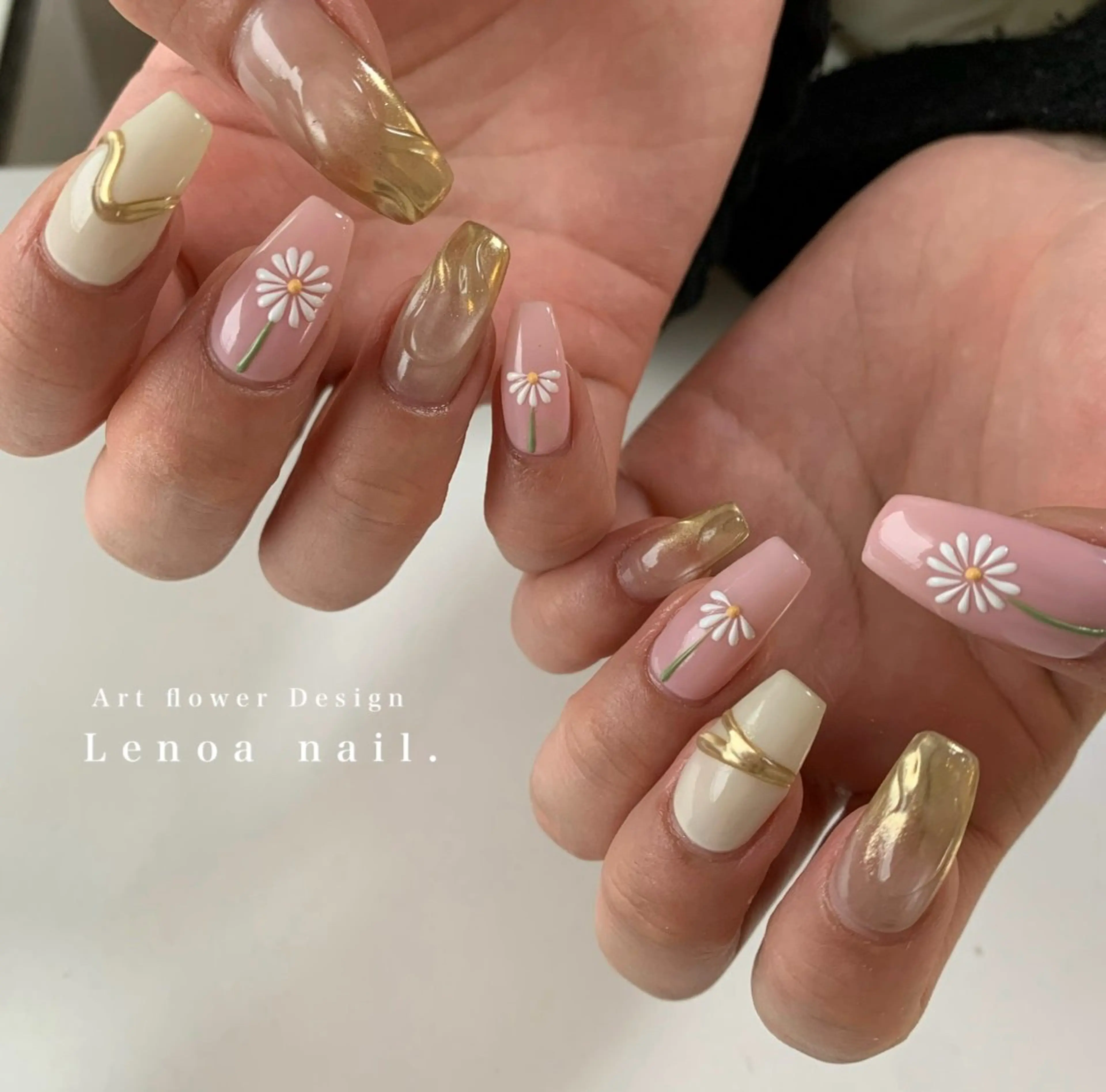 ネイル nailsalon Lenoaのネイルデザイン