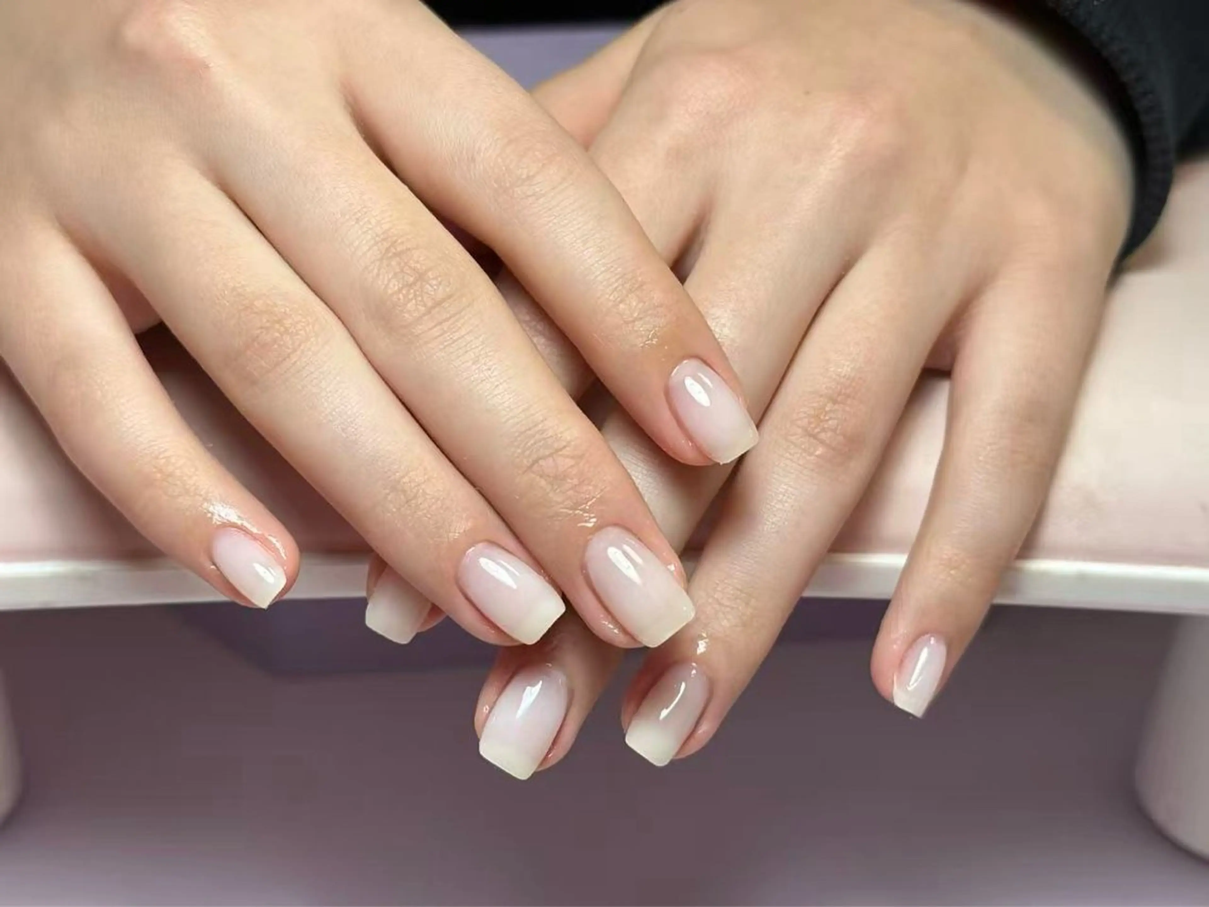 カラー 佐藤 愛のネイルデザイン