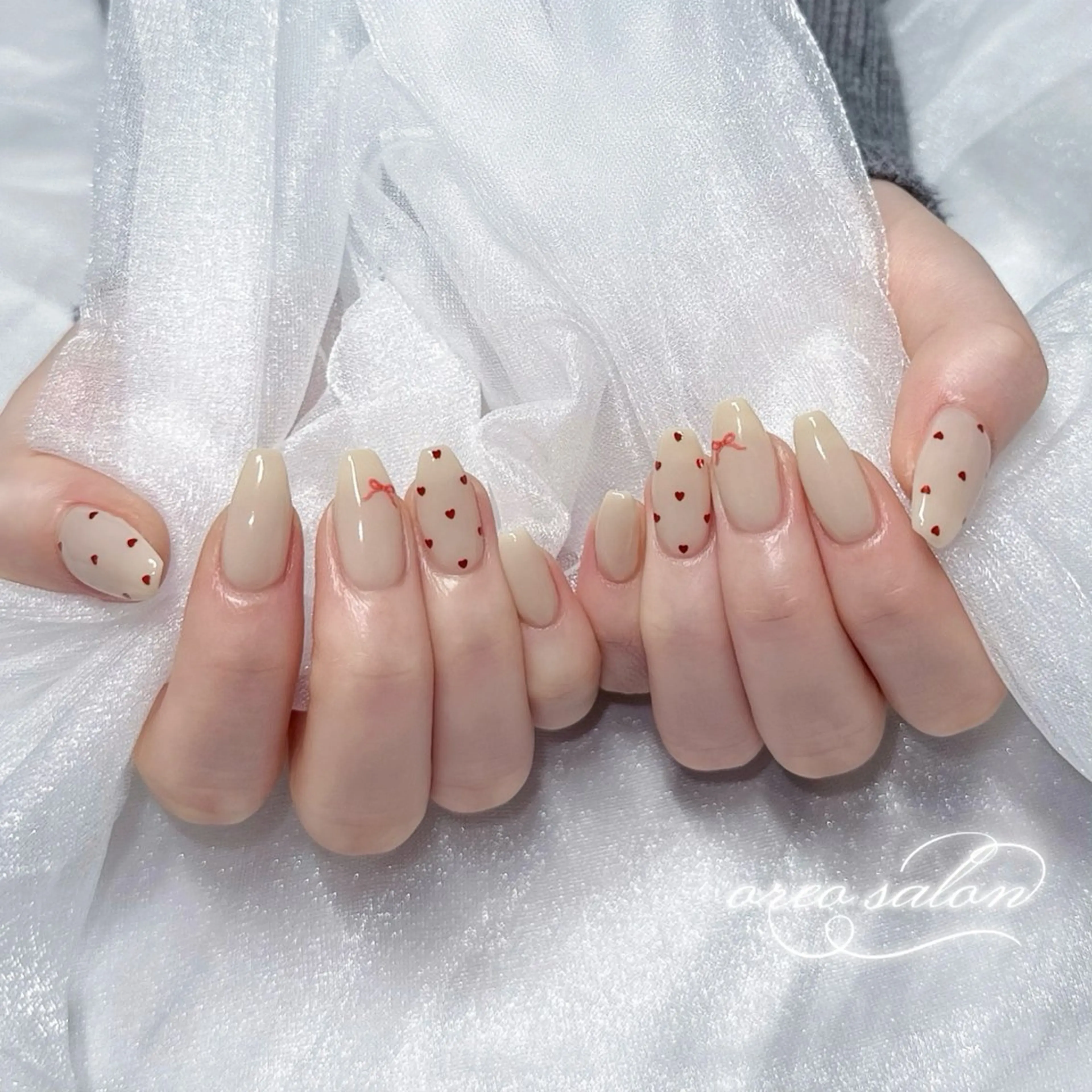 [hand]ジェル(オフ無し)ナチュラルガーリー定額 ＋￥1000でパラジェル変更可能の写真