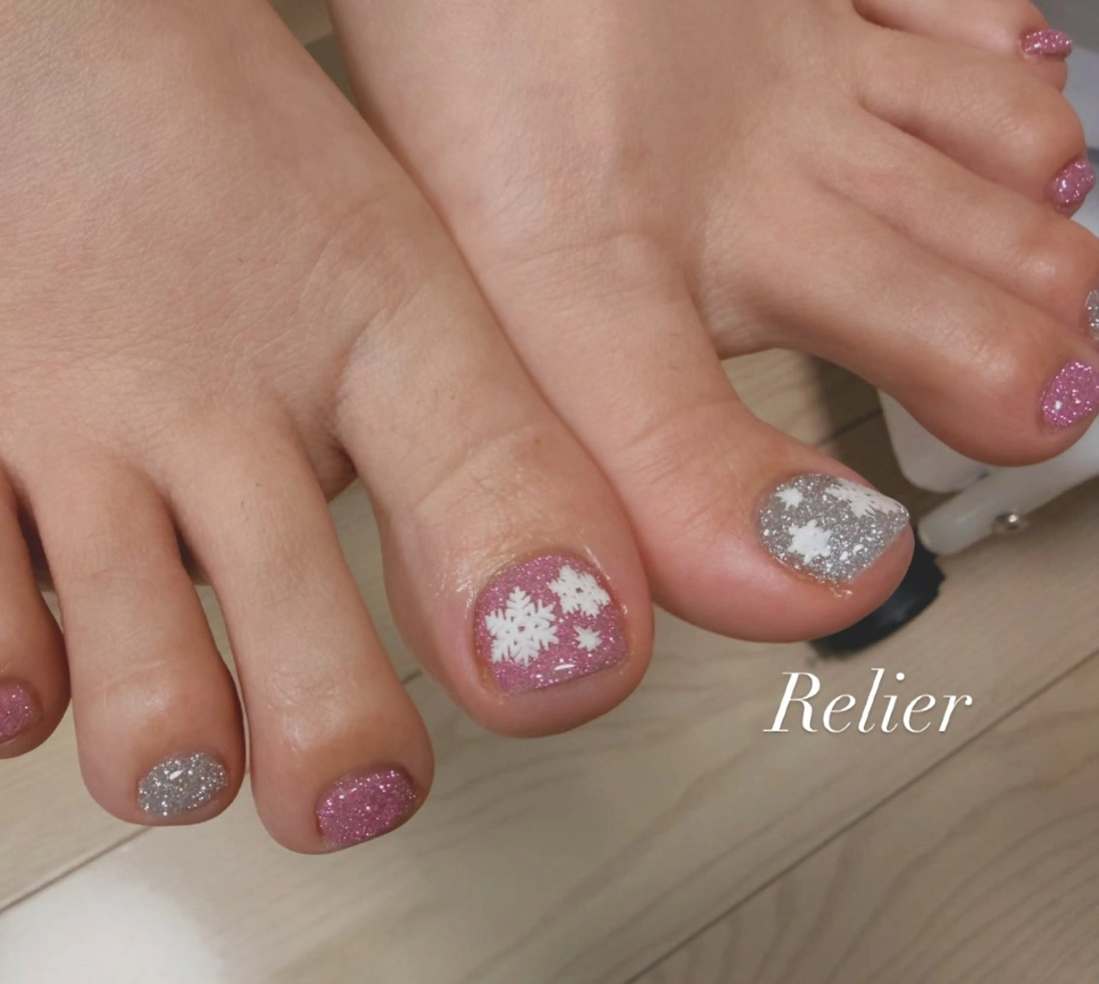 ネイル フットネイル ハンドネイル フットネイル Relier Airiのネイルデザイン