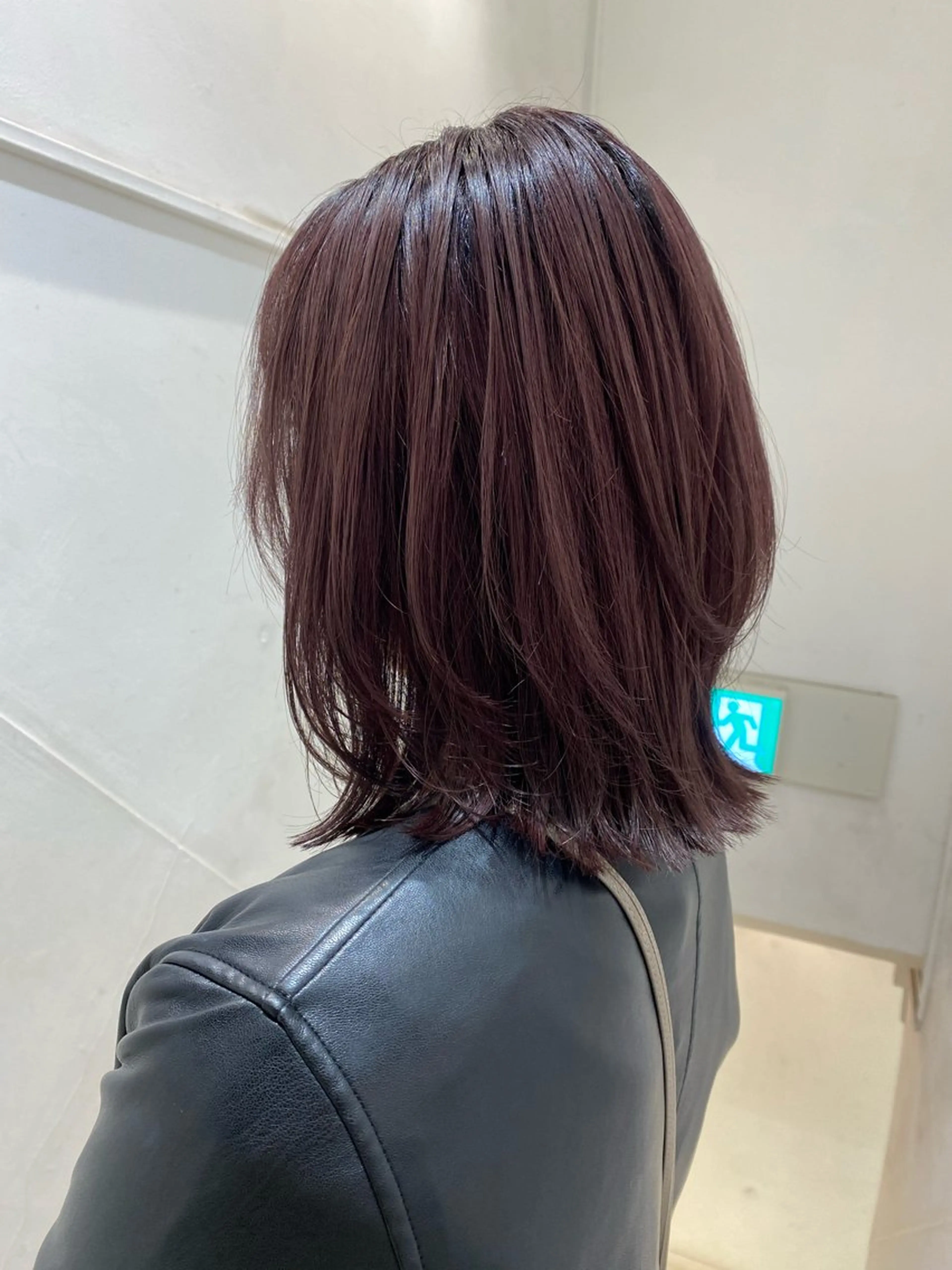 セミロング カラー ラベンダーカラー ラベンダーピンク ピンクカラー くびれヘア ✨くびれスタイル✨️ 戸嶋穂乃香のヘアスタイル