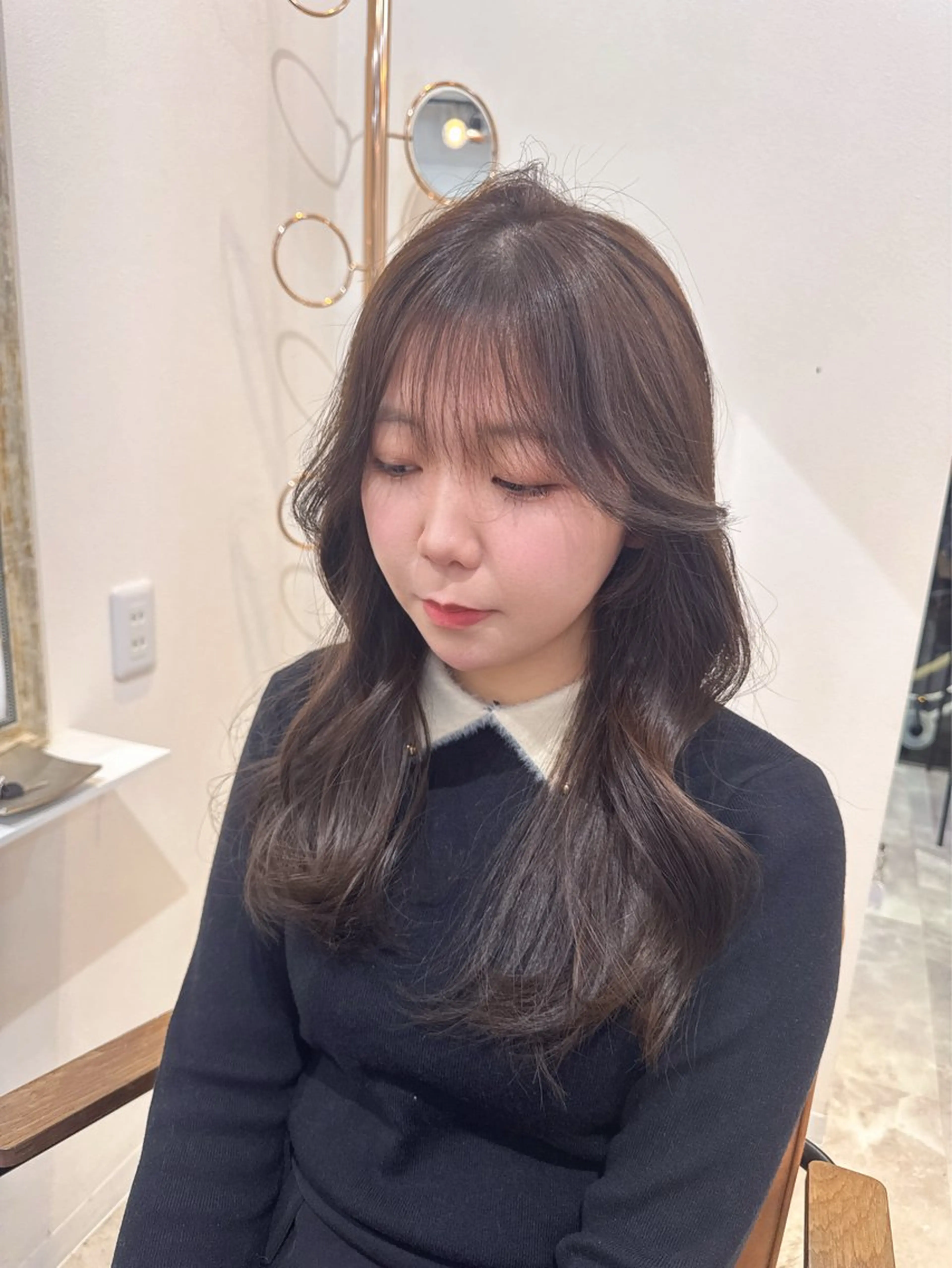 ロング カラー ベージュカラー ブリーチ ブラウンカラー 透明感カラー ダブルカラー 赤み無し柔らかカラー 【梅田】madokaのヘアスタイル