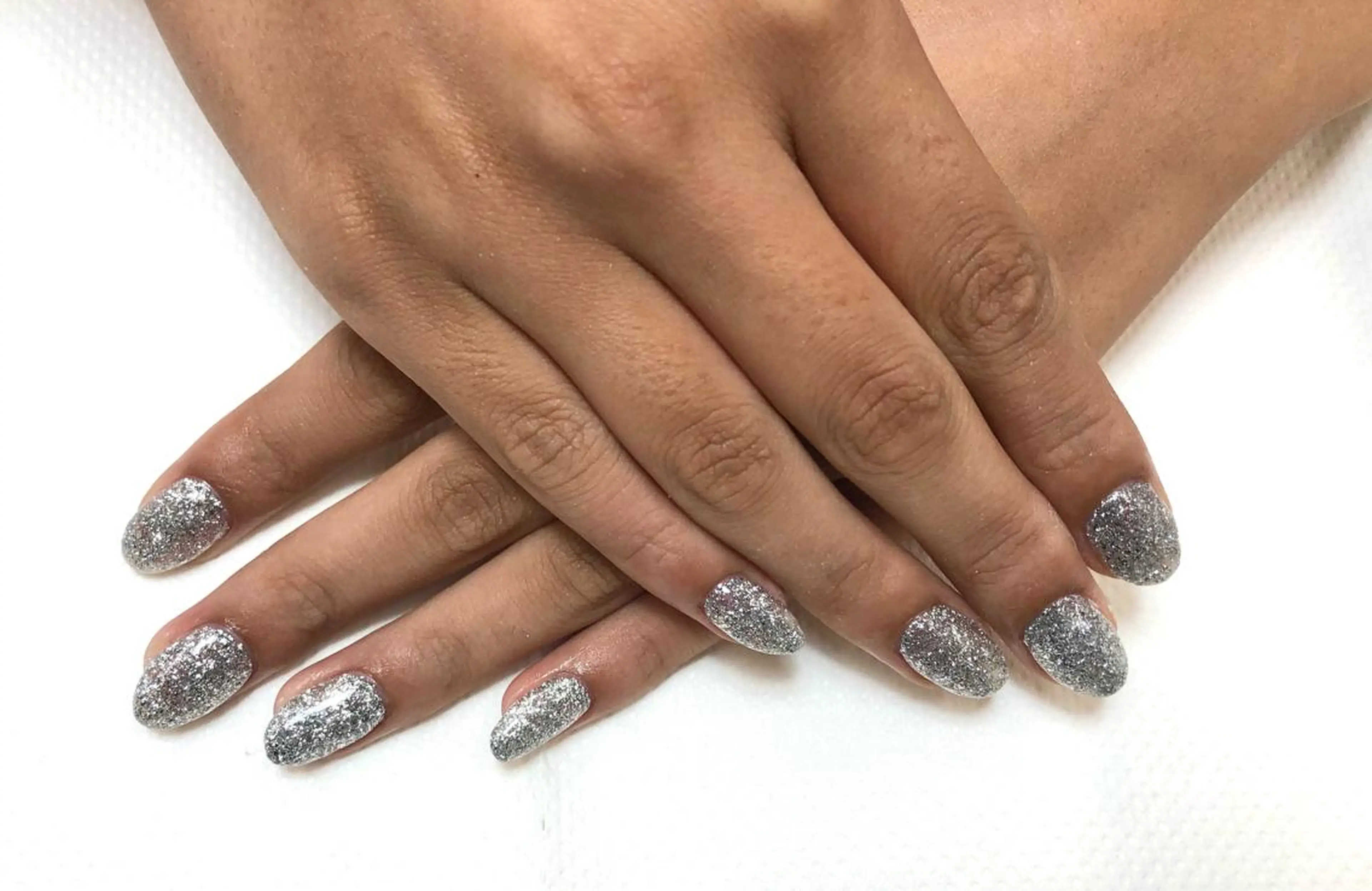 ネイル MAXKELLY 大阪・梅田店所属・徳田 亜衣佳のネイルデザイン