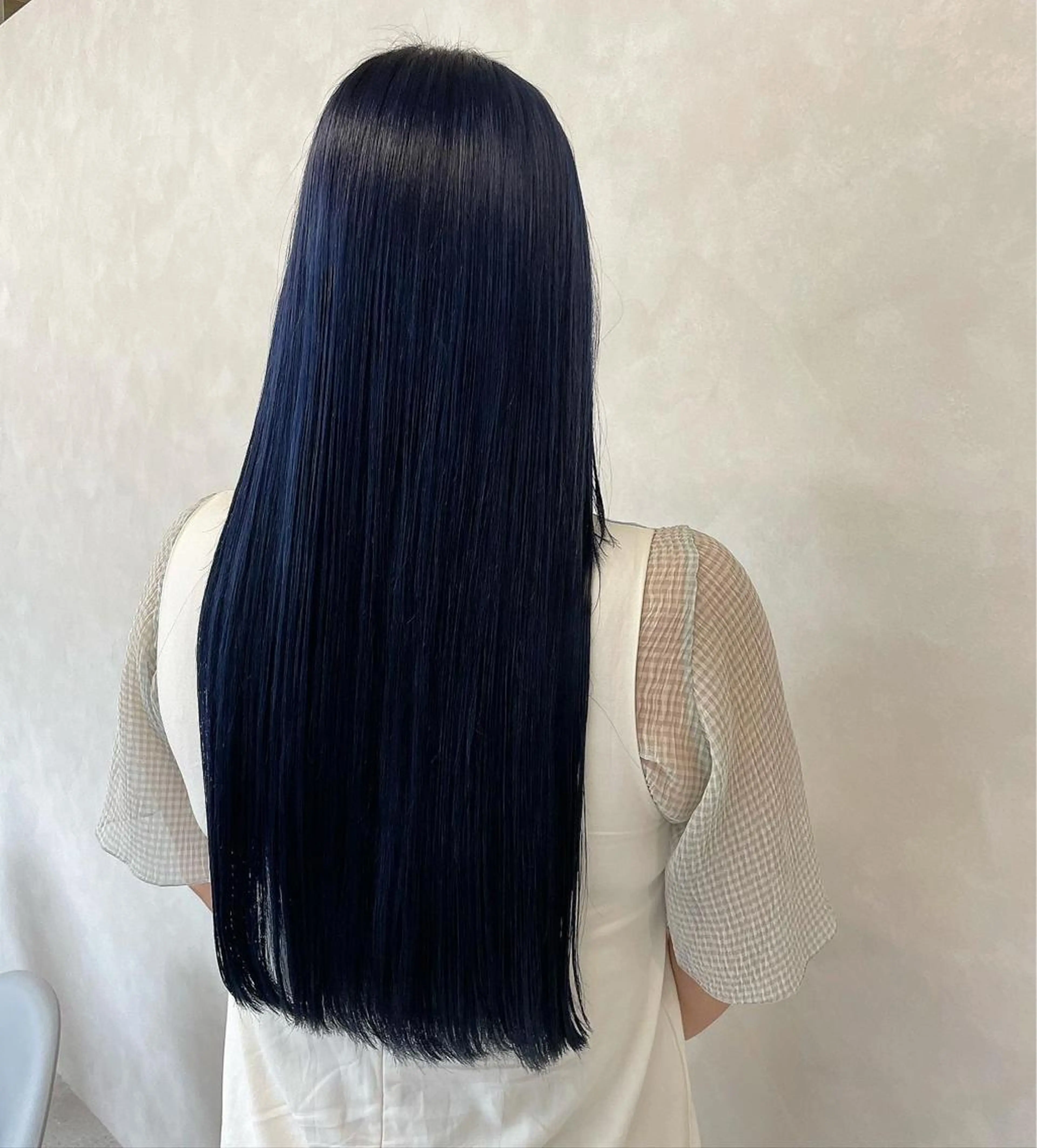 ロング カラー ミウラ サクラコのヘアスタイル