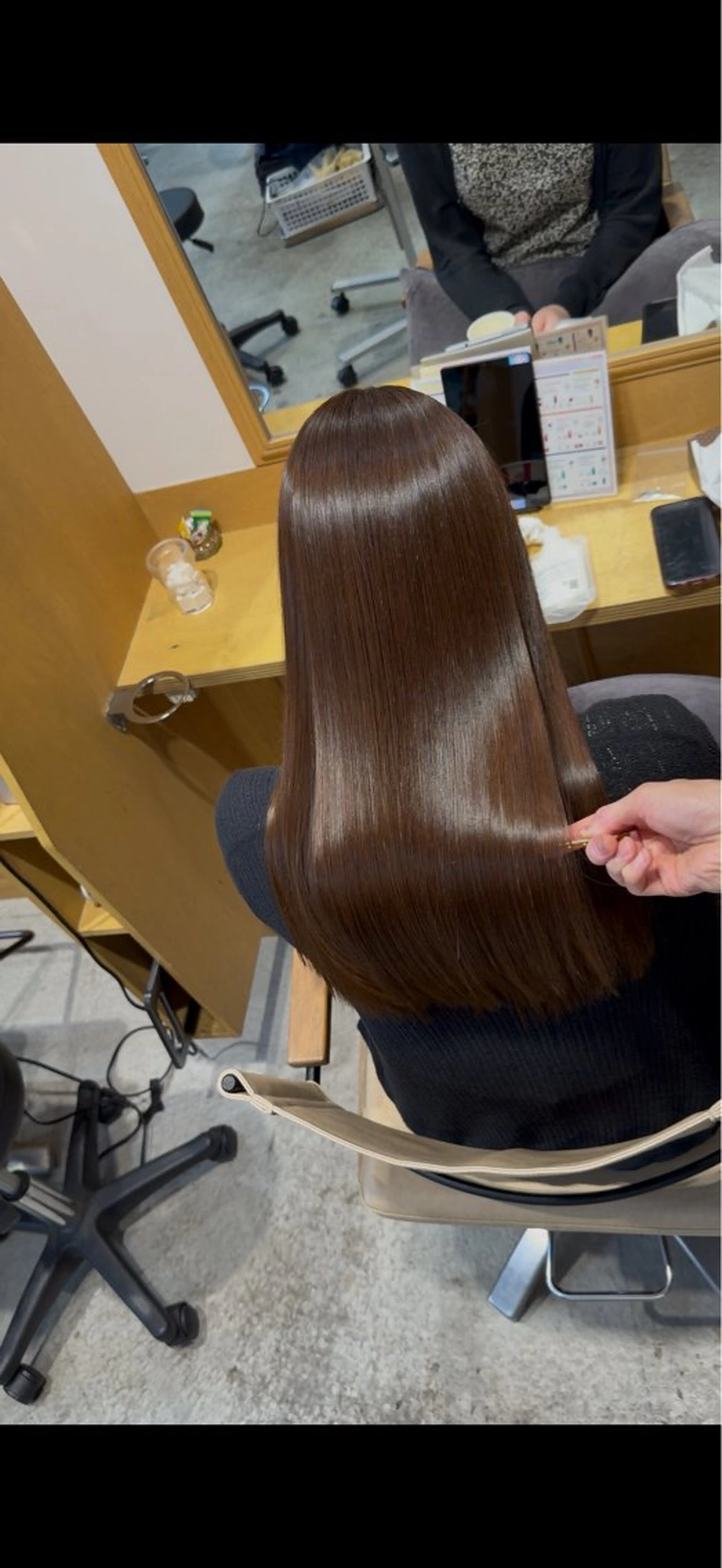 【再来専用】縮毛矯正＋髪質改善🪞扱いやすい柔らかストレートの写真