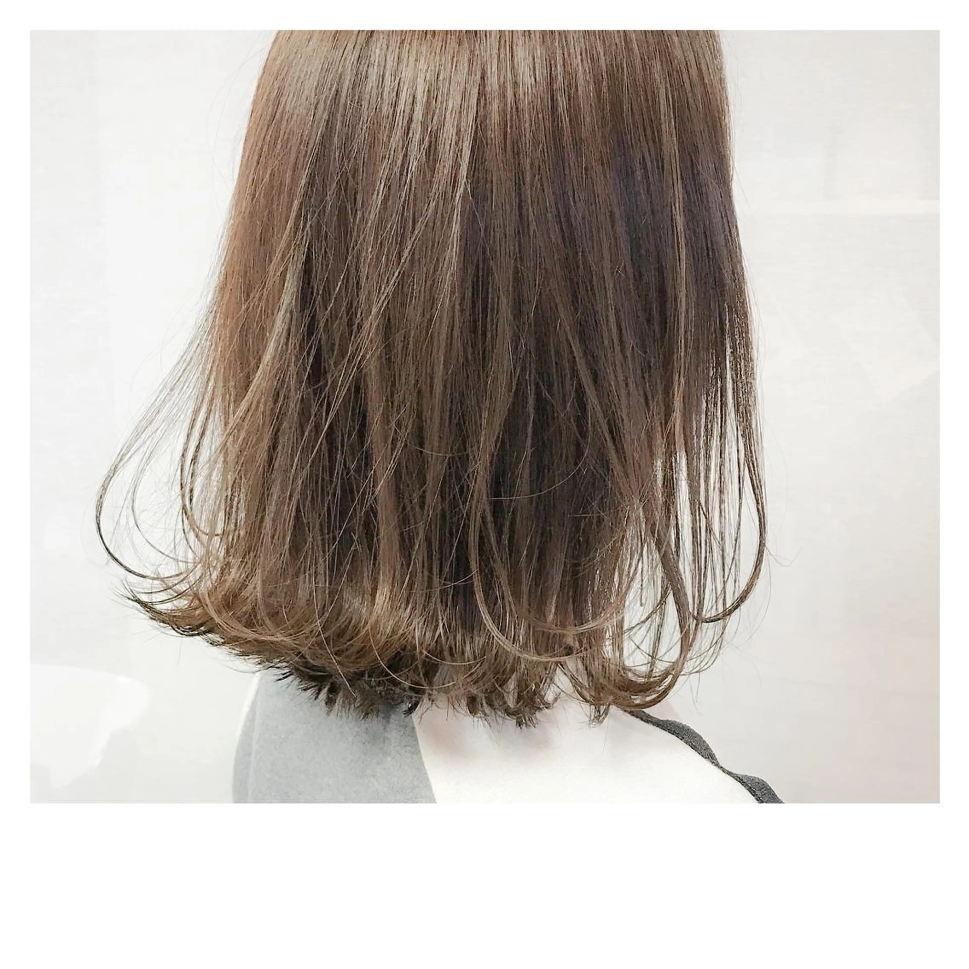 ミディアム カラー ベージュカラー clan五反田所属・髪質改善、縮毛矯正 店長浅野太郎のヘアスタイル