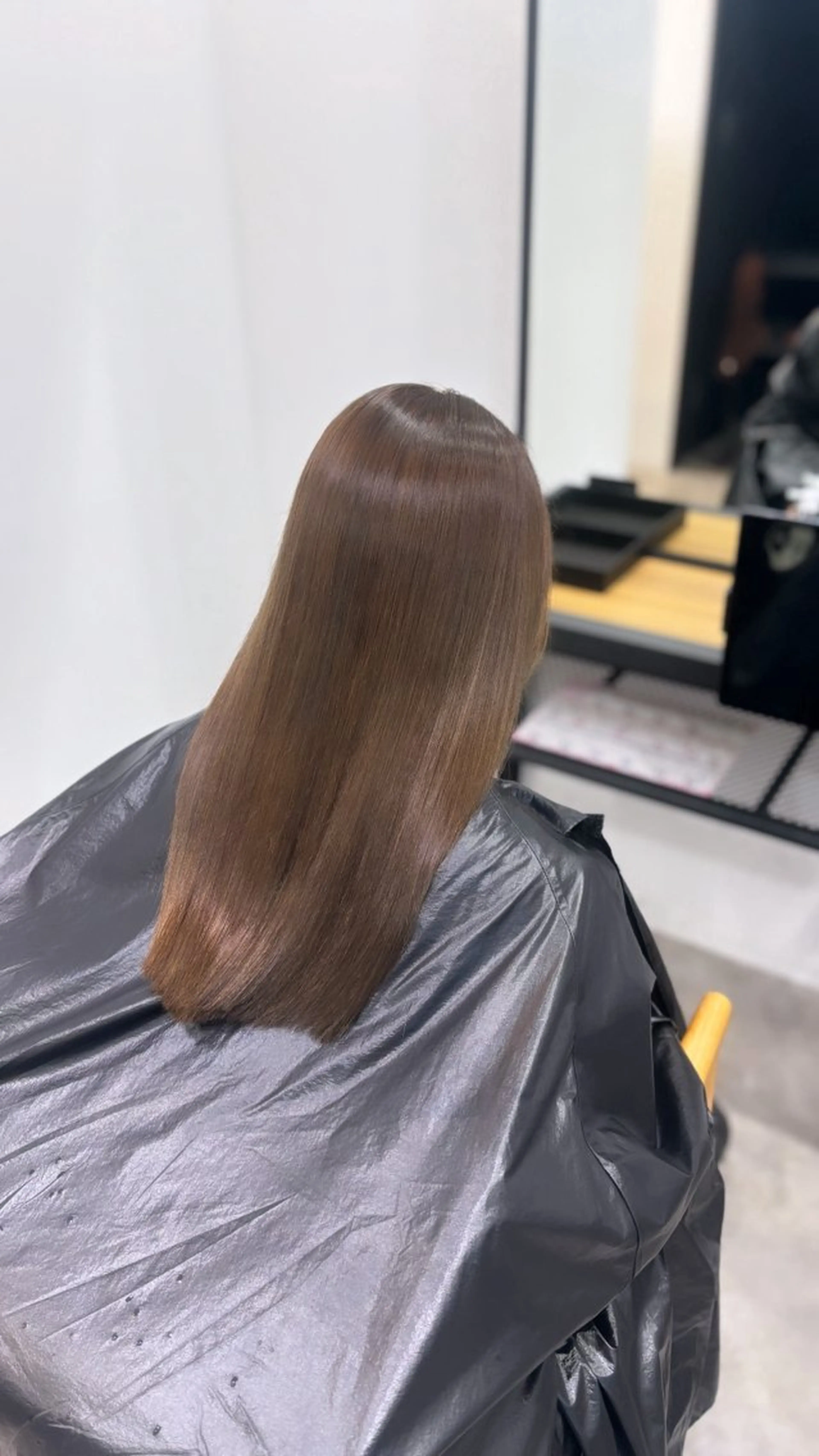 カラー 髪質改善 岸田 瑠美のヘアスタイル