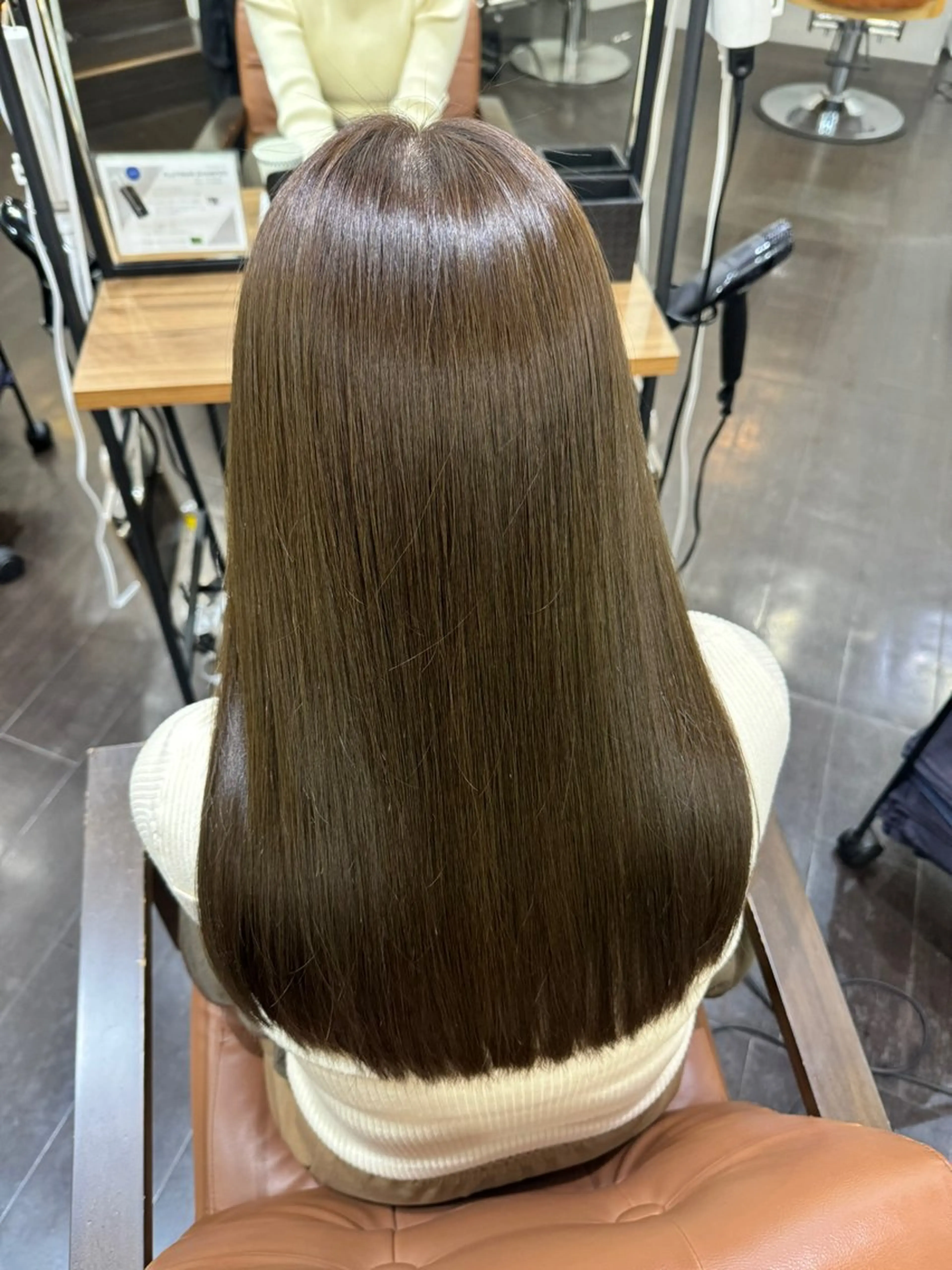 ロング カラー 髪質改善 トリートメント ヘアカラー トリートメント 難波 茜のヘアスタイル