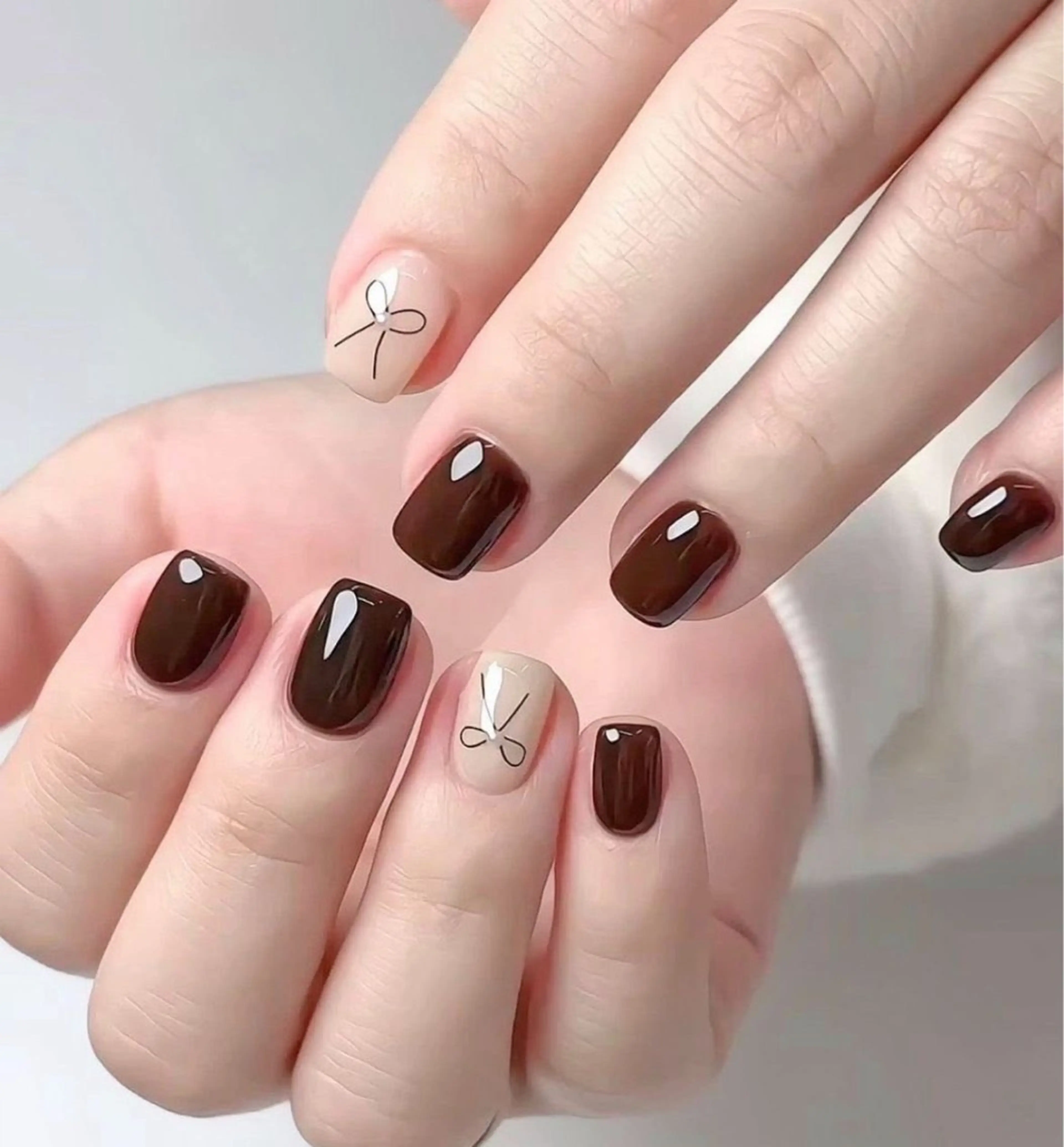 ネイル 🎀PG🩵 ネイルサロンのネイルデザイン