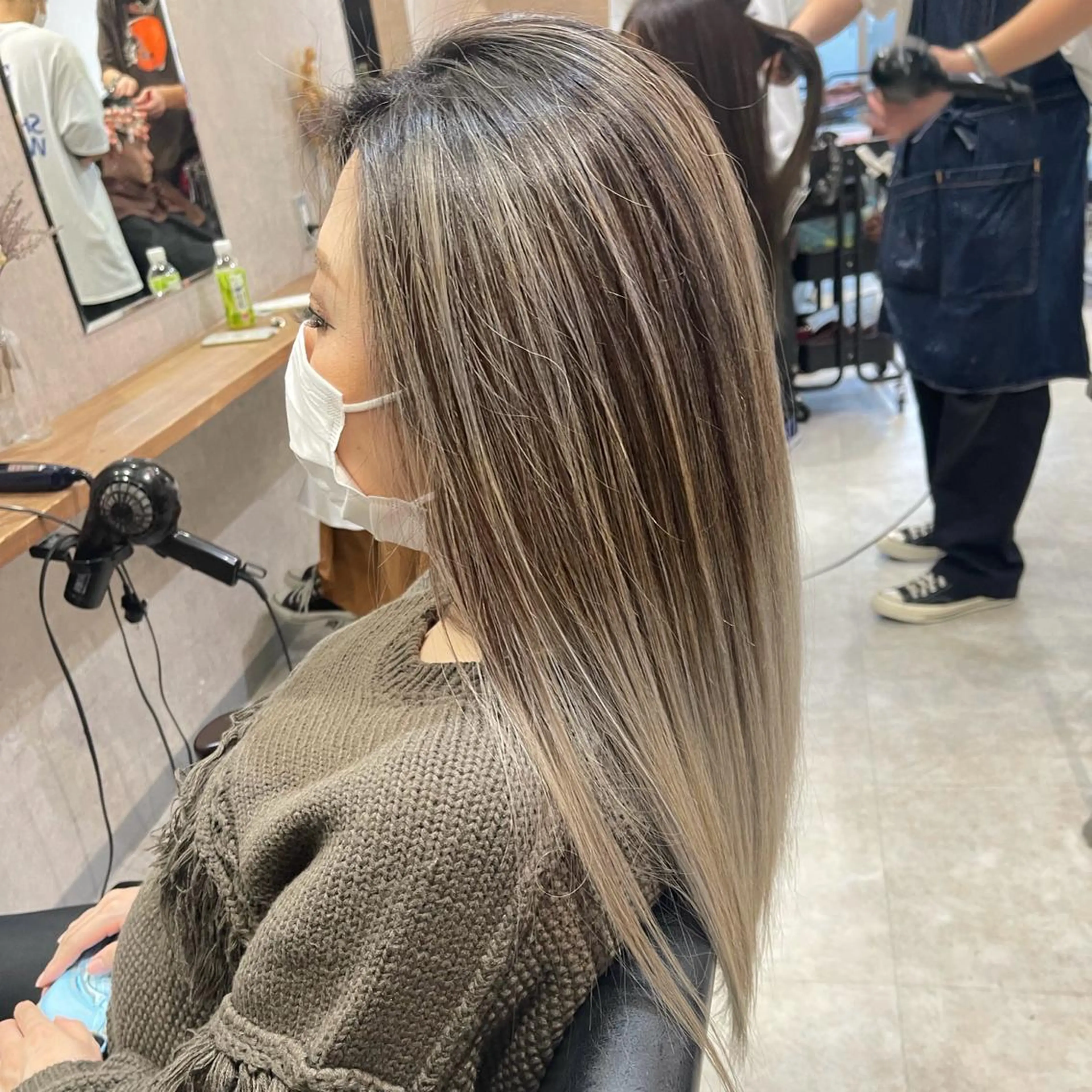 ロング カラー ヘアアレンジ ブリーチ ハイライトカラー ハイライト 松井那津子 /ハイライトブリーチのヘアスタイル