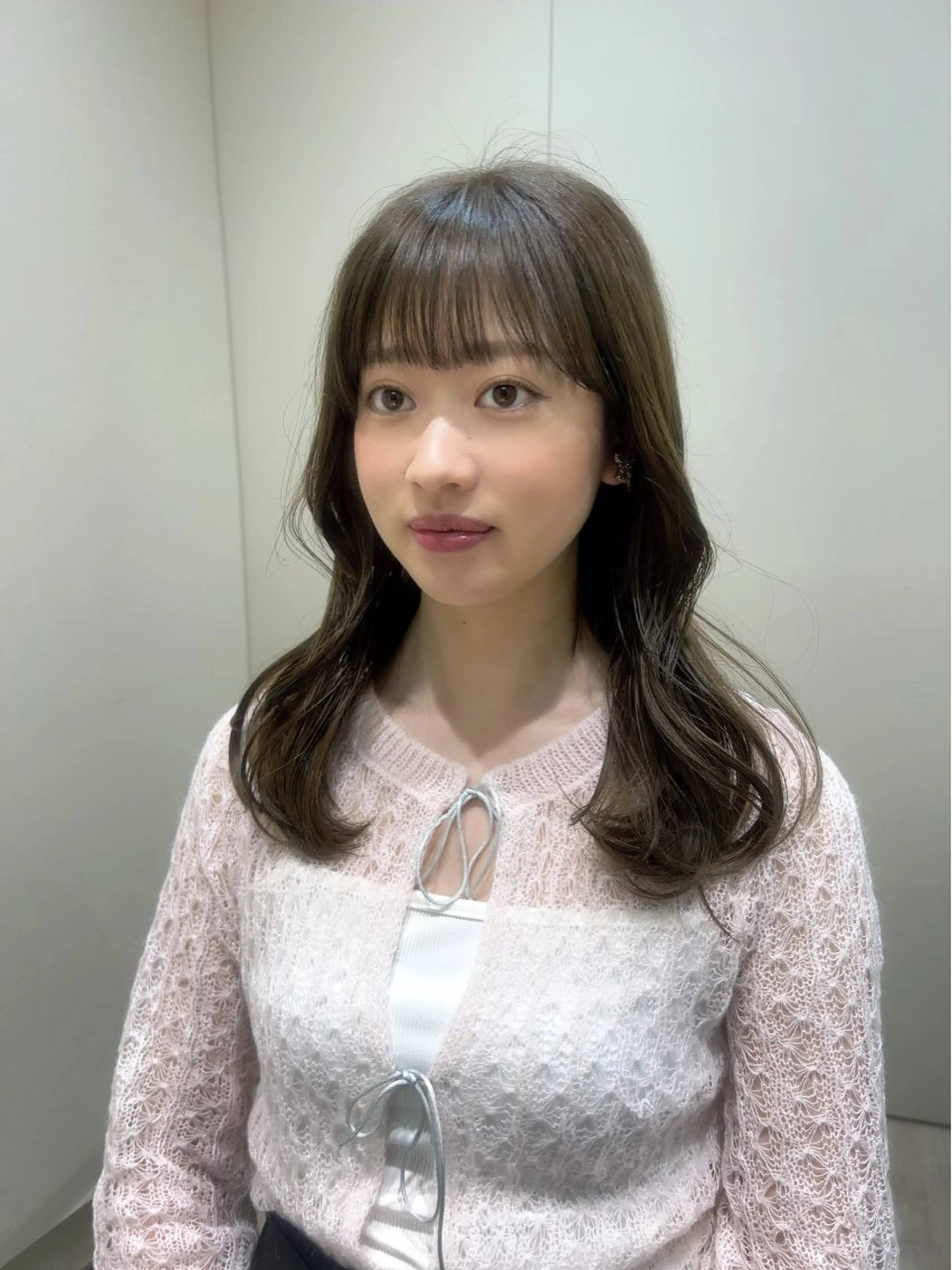 セミロング カット ヘアカラー トリートメント ヘッドスパ mina .のヘアスタイル