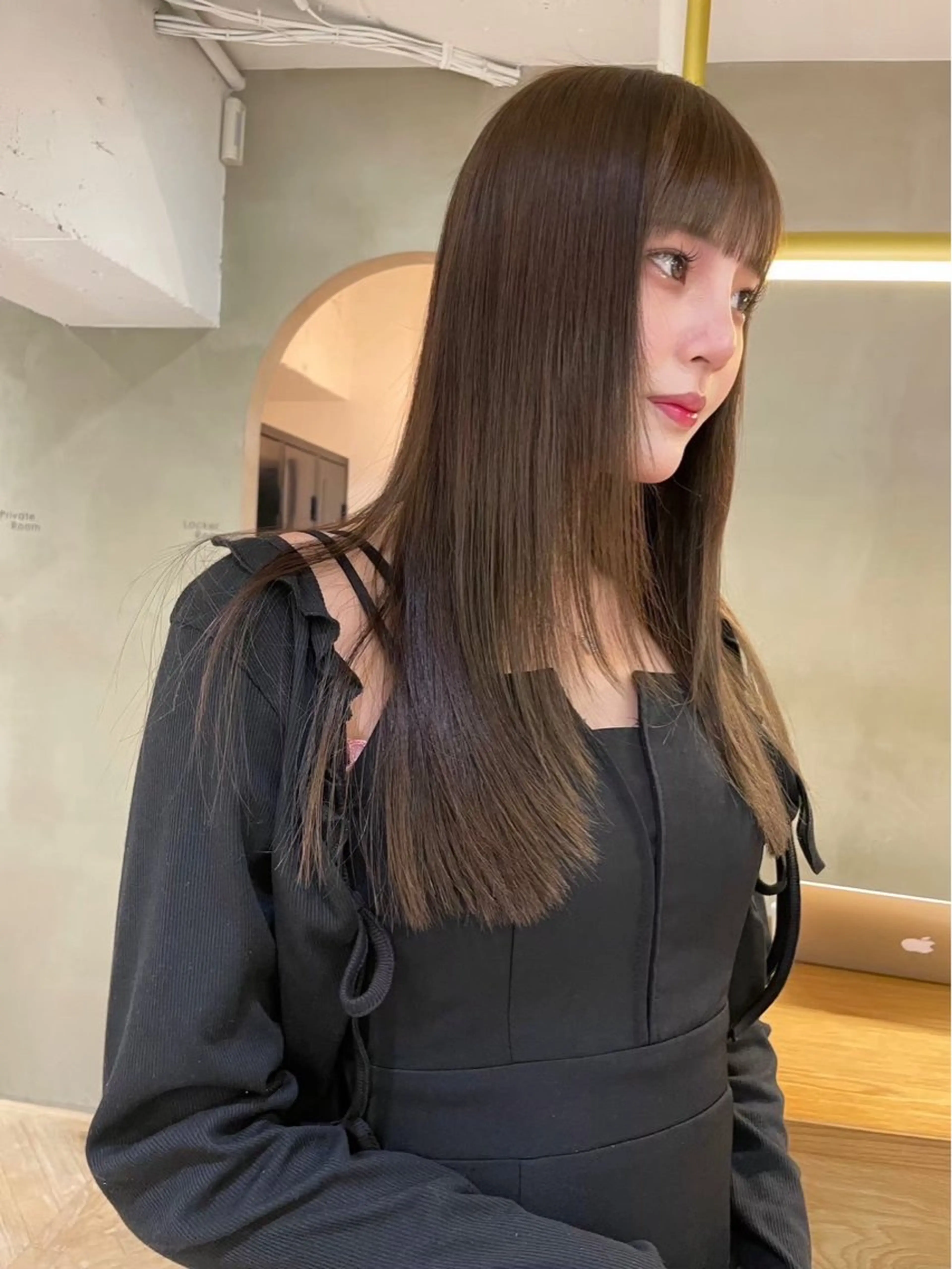 ロング ハッシュカット 韓国風ヘア レイヤーカット レイヤーカット✂️ 透明感カラー🫧栄のヘアスタイル