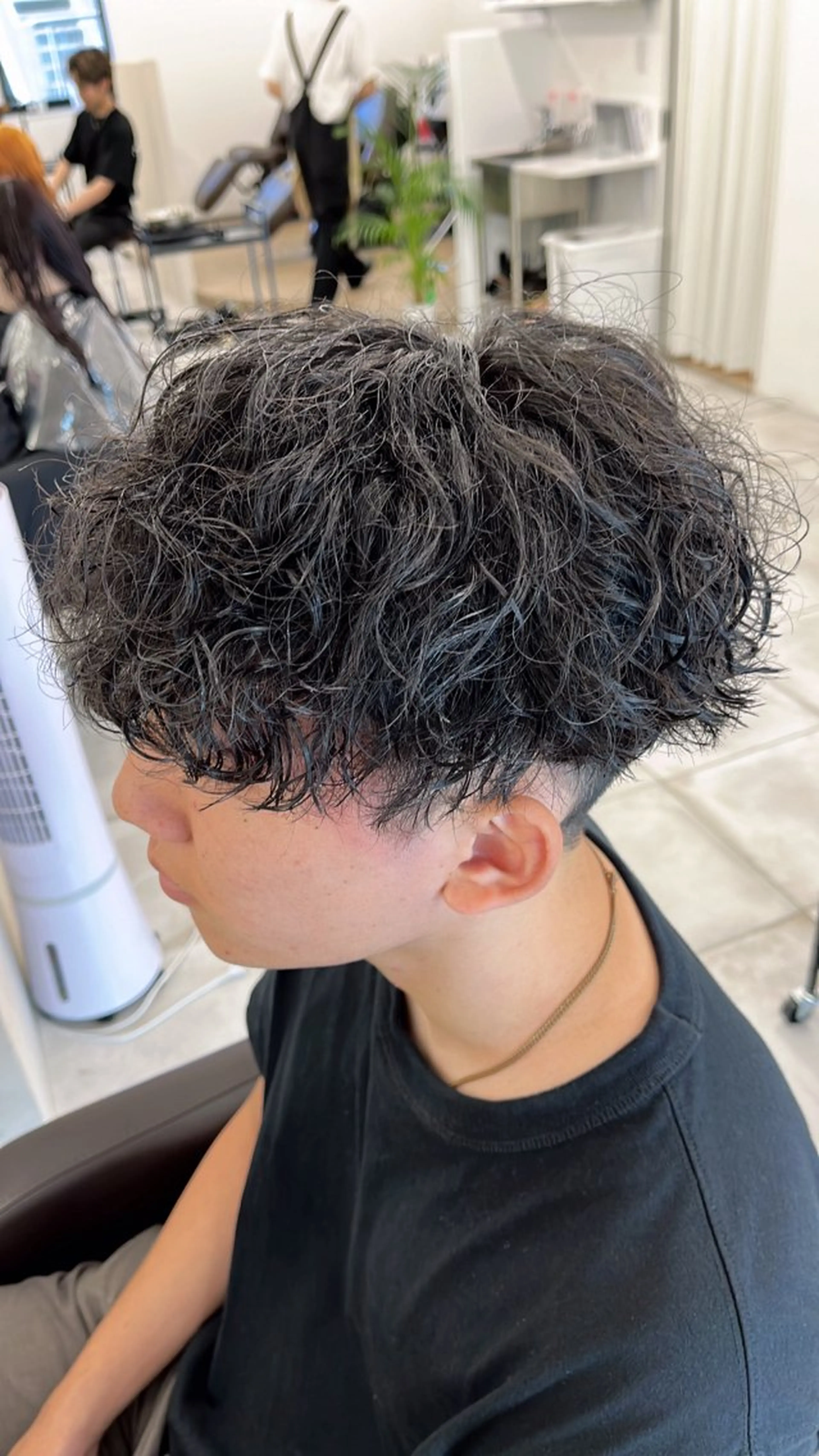 ショート パーマ メンズ 🏆メンズヘア特化 🥇代表りんぺーのヘアスタイル