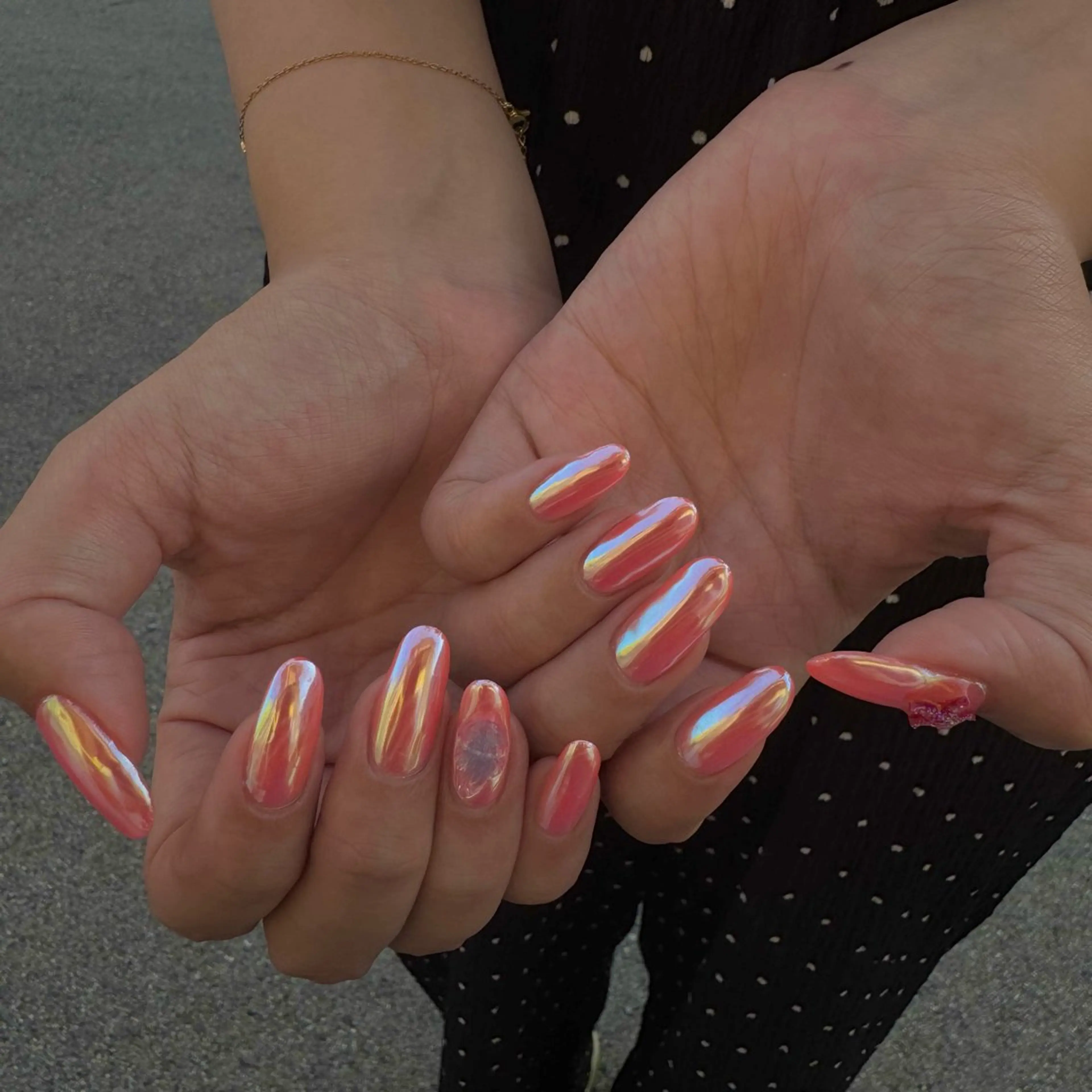 ネイル オーロラネイル ハンドネイル Nail Sant Esperanza by SALON DE やす所属・Sant Esperanzaのネイルデザイン