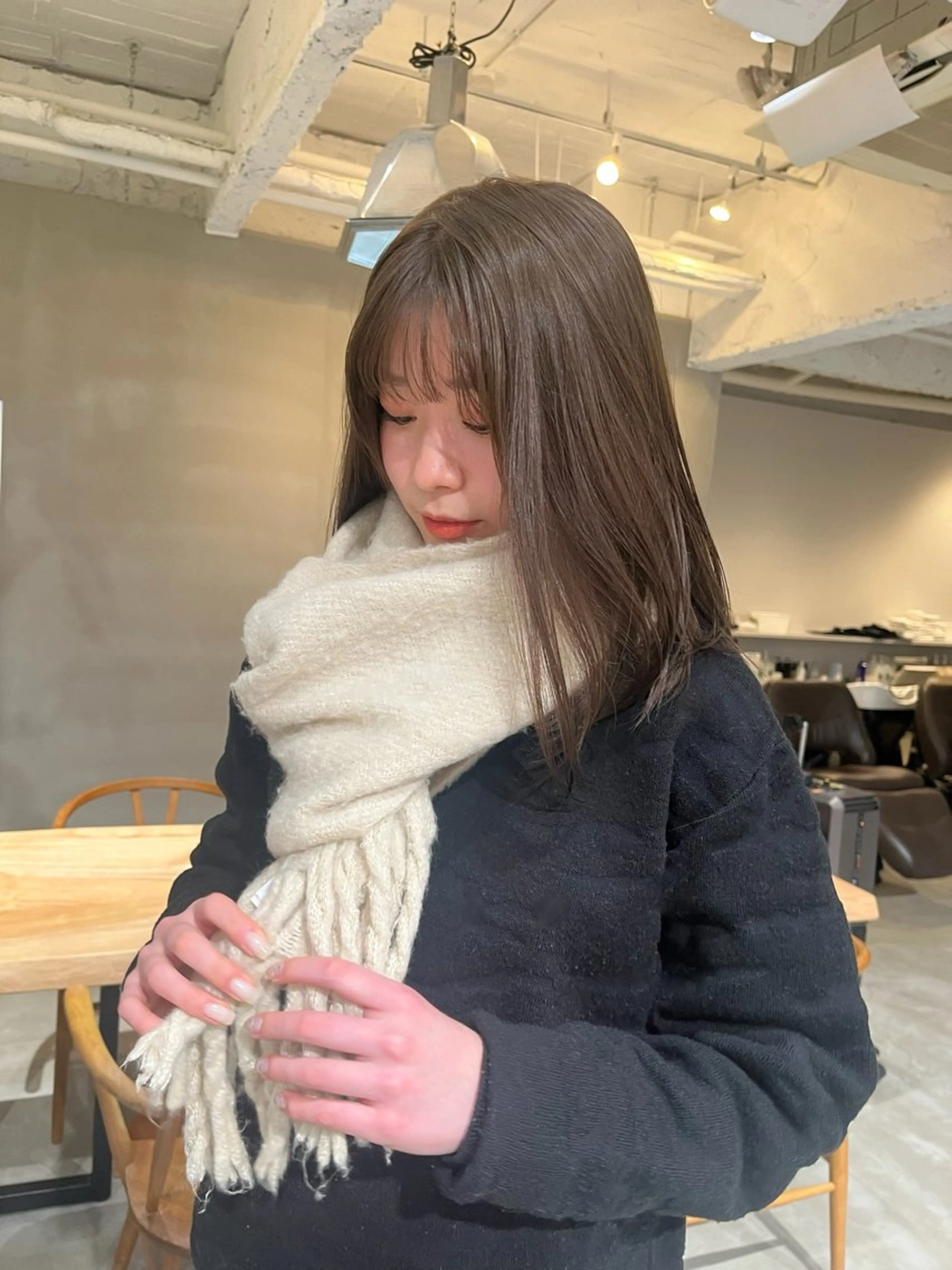 セミロング カラー ベージュカラー 青木 若菜のヘアスタイル