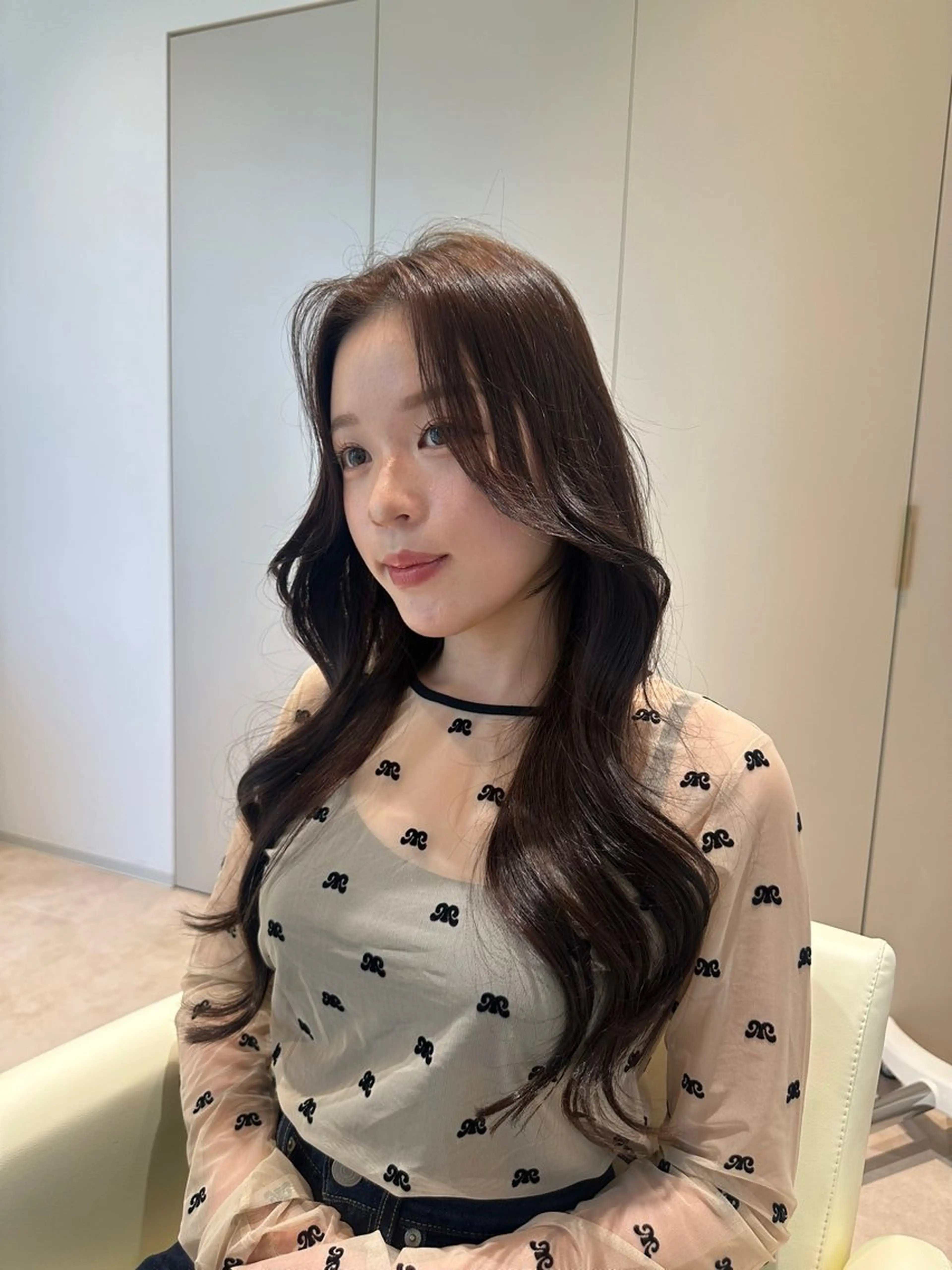 ロング レイヤーカット 🎀透明感ブラウ ンshizuka🎀のヘアスタイル