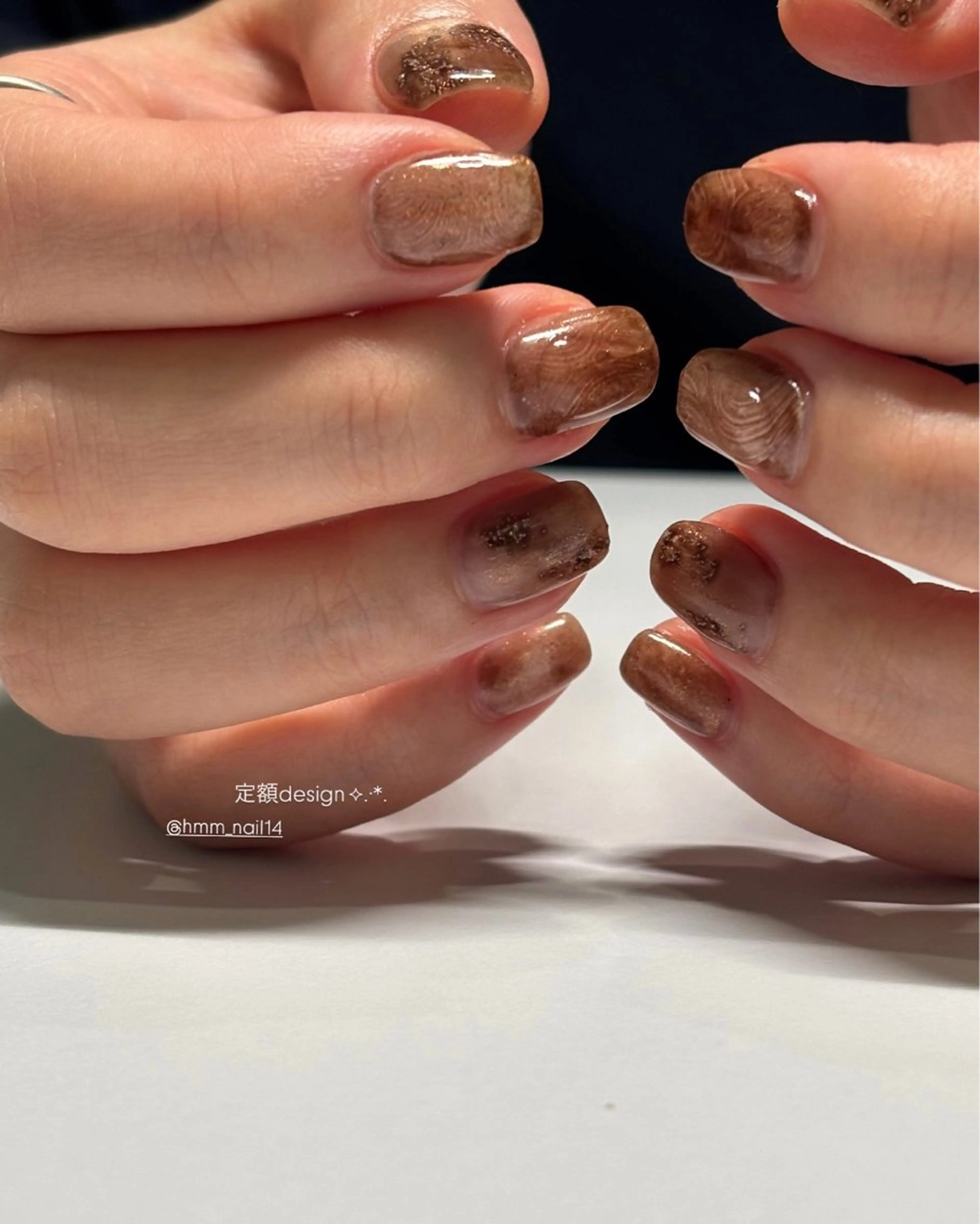 ネイル ブラウン マグネットネイル ハンドネイル Helianthe所属・NAILARTIST MIKAのネイルデザイン