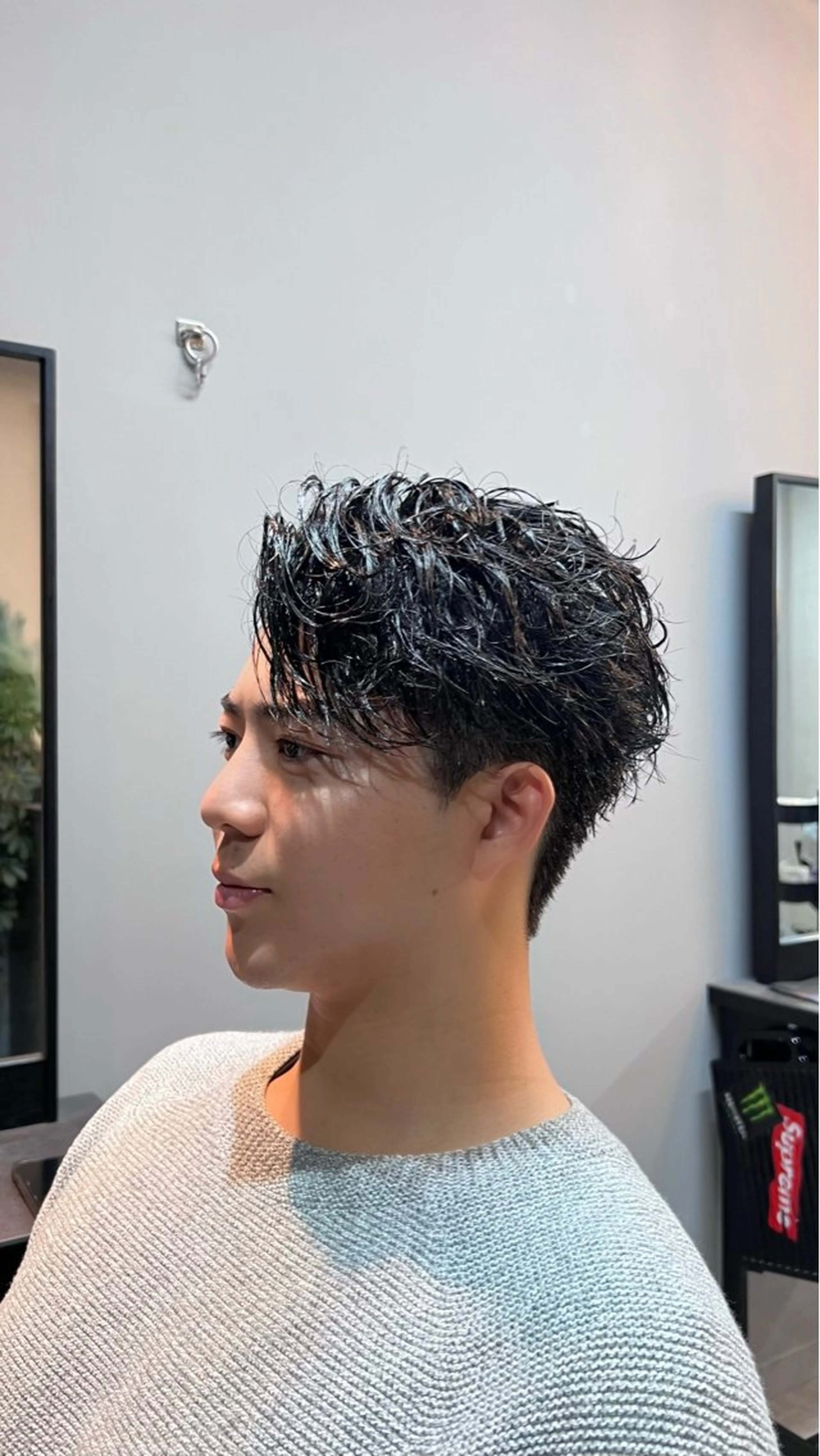 ショート パーマ メンズ ビジネス センターパート メンズパーマ かきあげバング カット パーマ Alo所属・💥メンズパーマ /表参道/モント💥のヘアスタイル