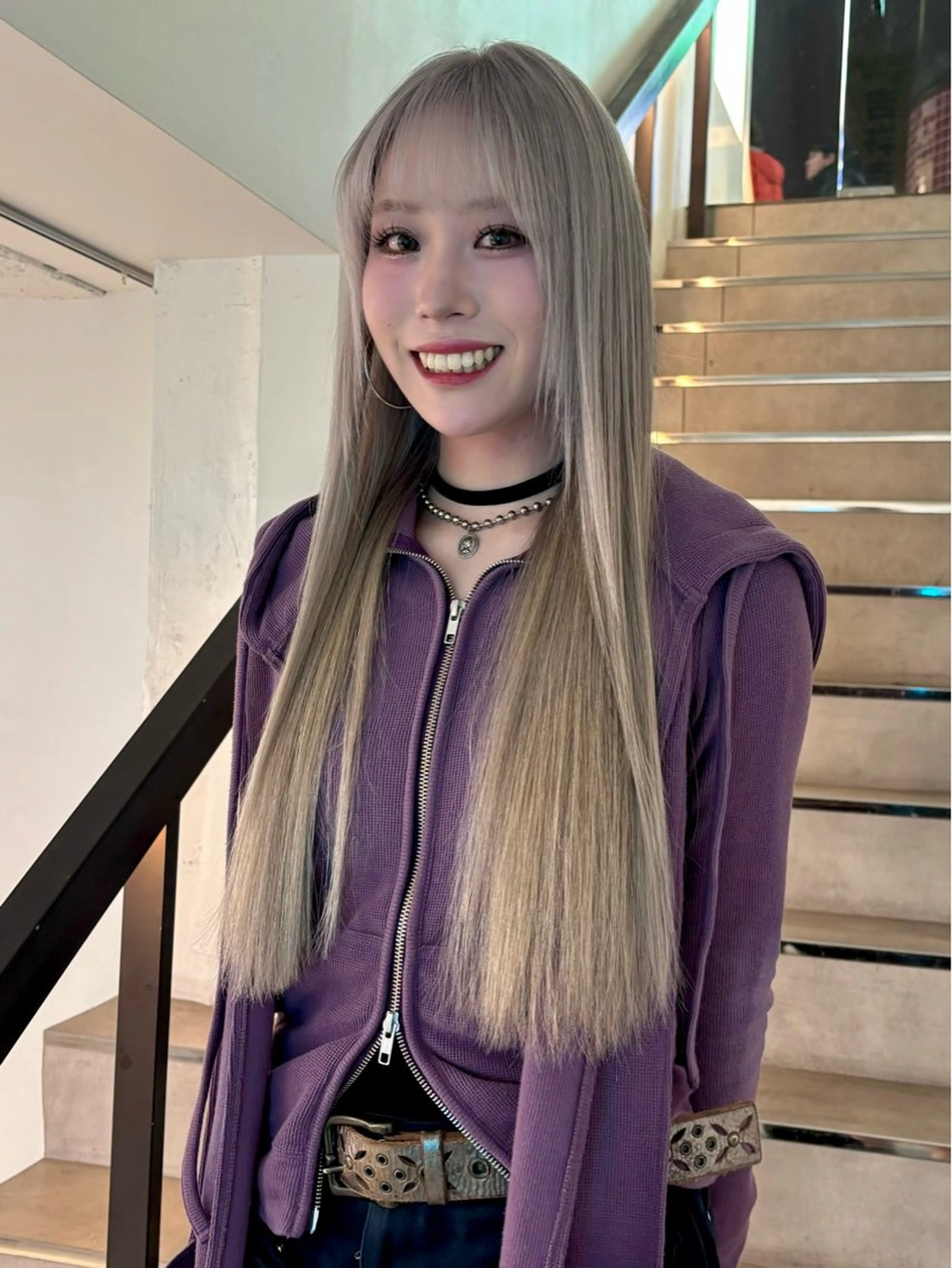 ロング カット ヘアカラー ハイトーン/レイヤー nail 百咲💌のヘアスタイル