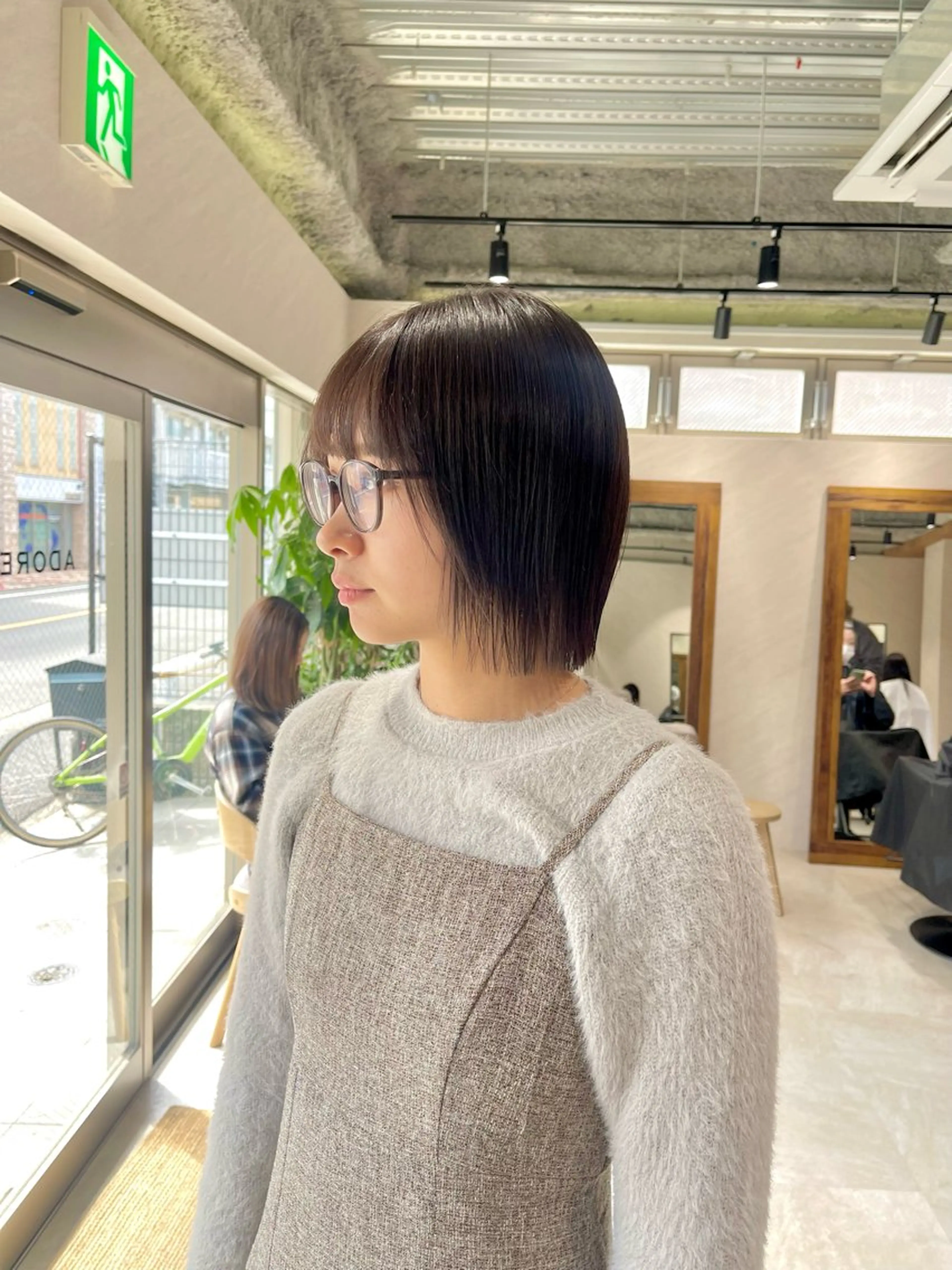 ショート カラー ボブ カット ヘアカラー トリートメント 🩵ボブ/レイヤー /髪質改善🩵のヘアスタイル