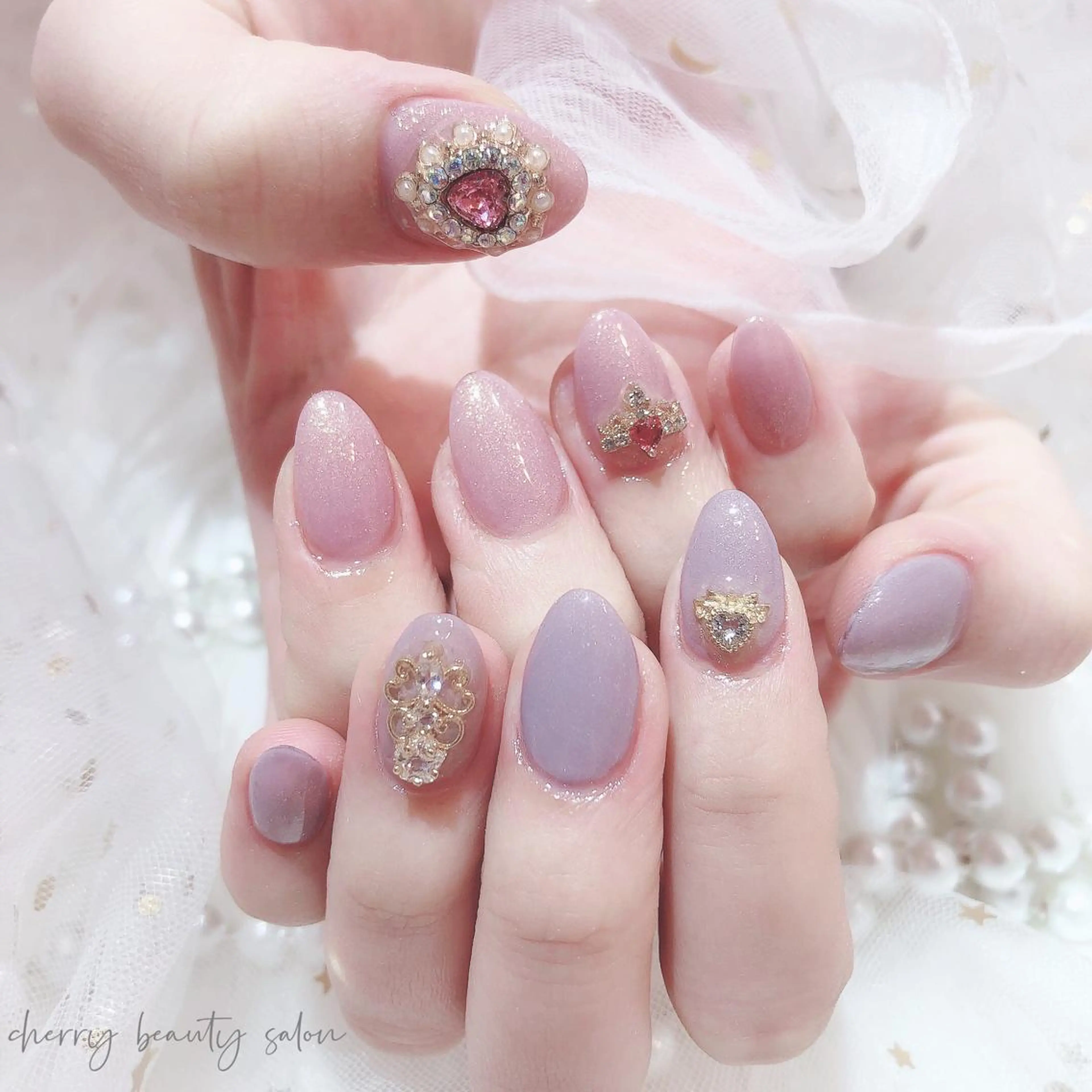 ミディアム SAKURA 🍒のネイルデザイン