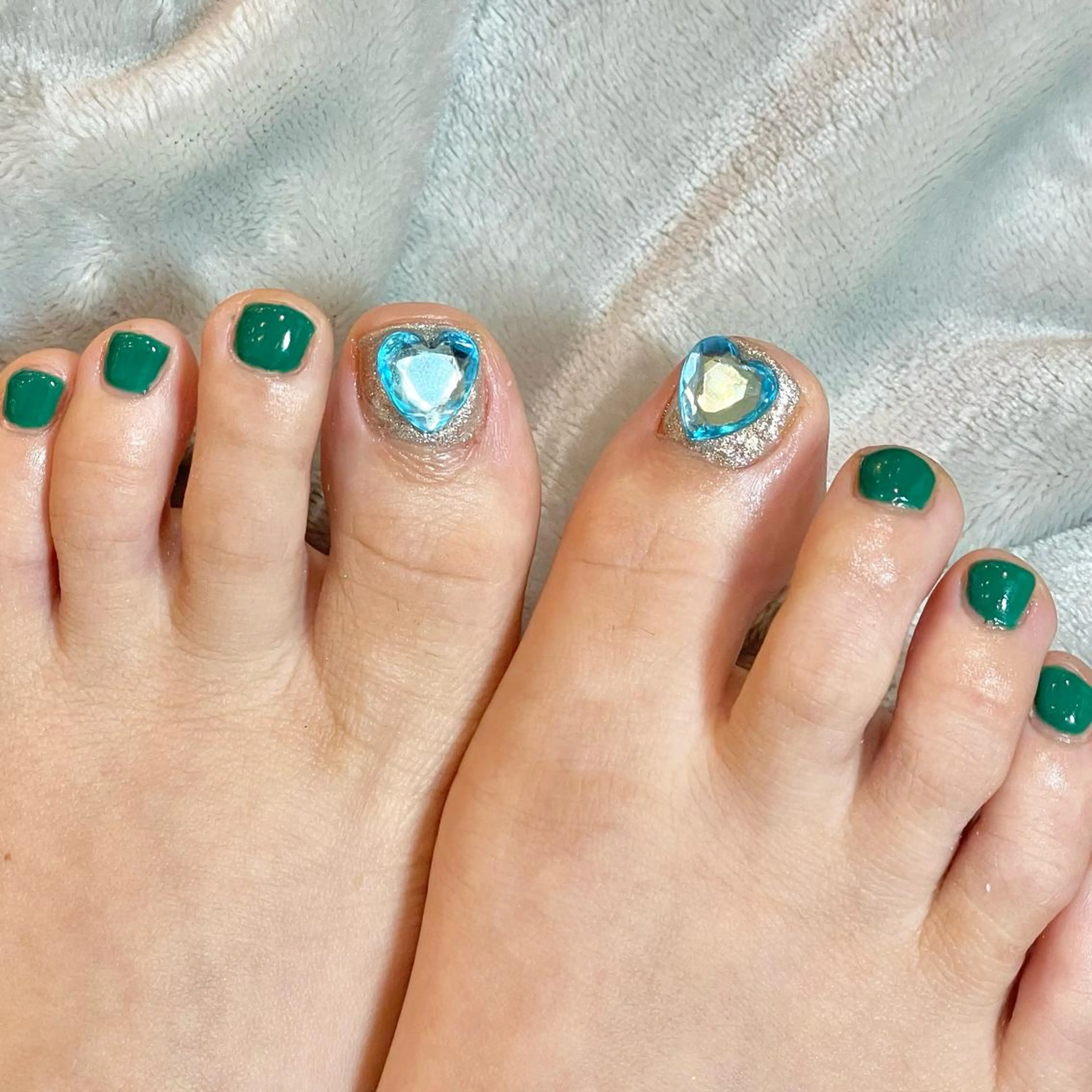 ネイル フットネイル シモダ カスミ 🦀 @ksm_smdのネイルデザイン