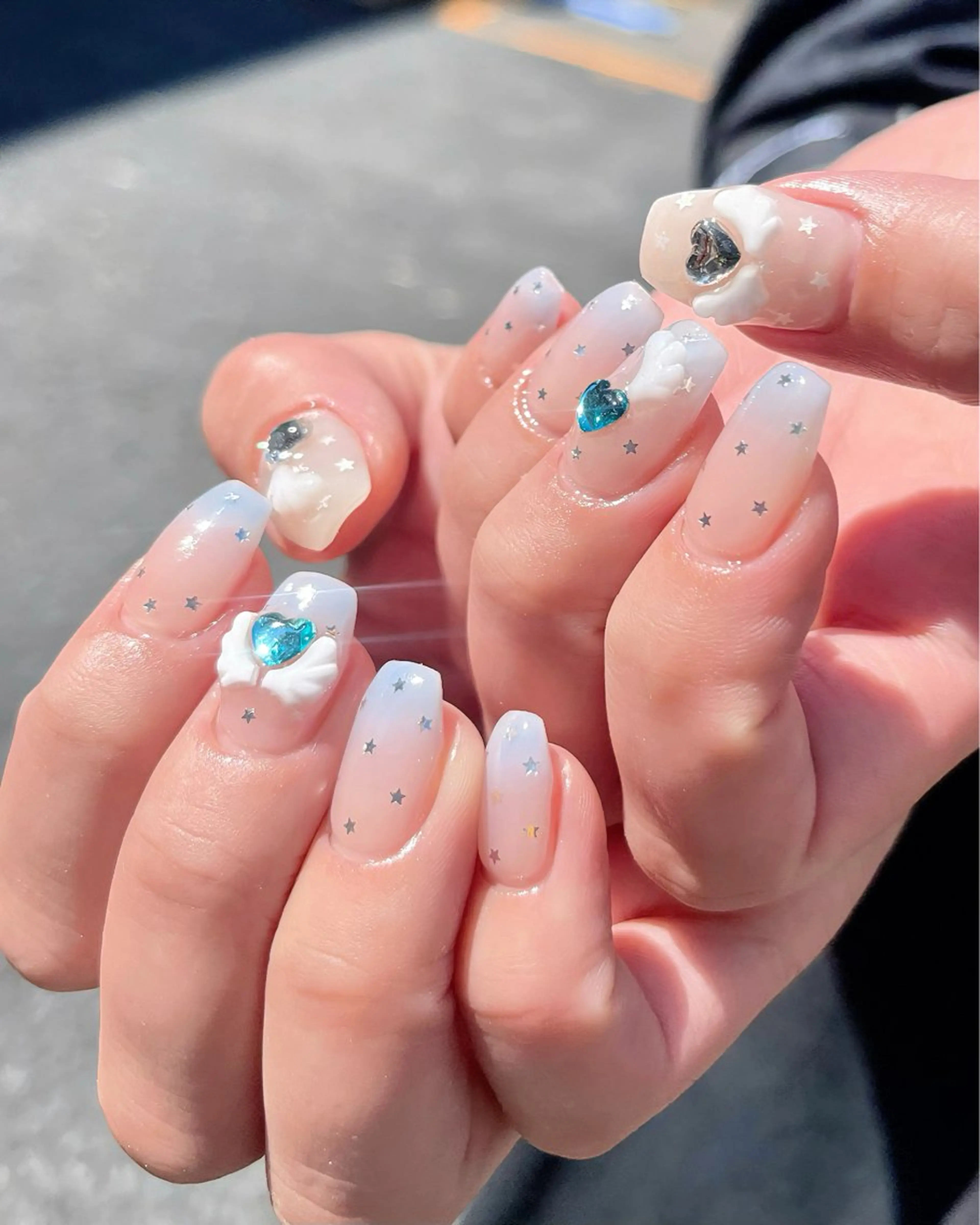 ネイル オーロラネイル チークネイル フレンチネイル 韓国ネイル 春ネイル ハンドネイル 🫧OPELIA NAIL渋谷🫧のネイルデザイン