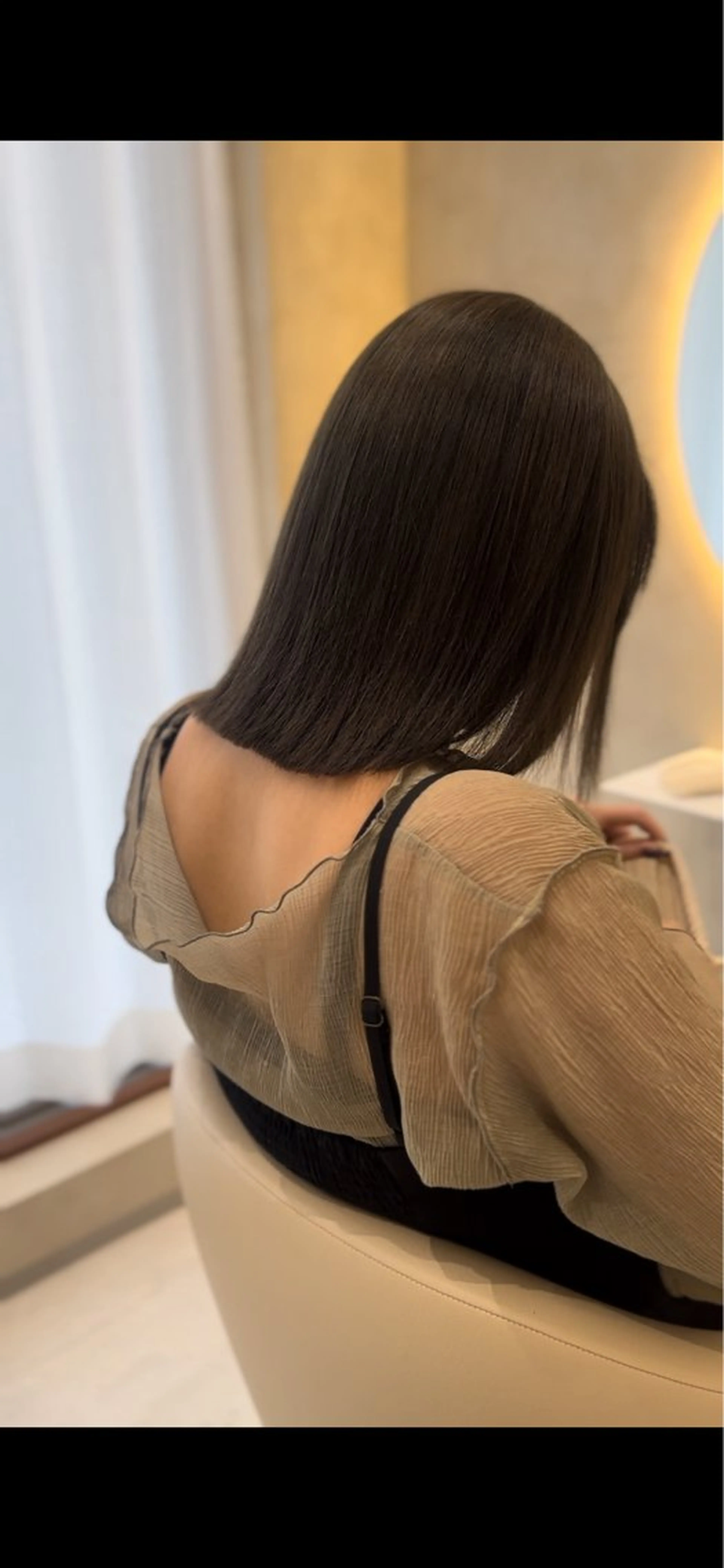 ミディアム カット ヘアカラー トリートメント 美髪矯正 吉岡柊斗のヘアスタイル