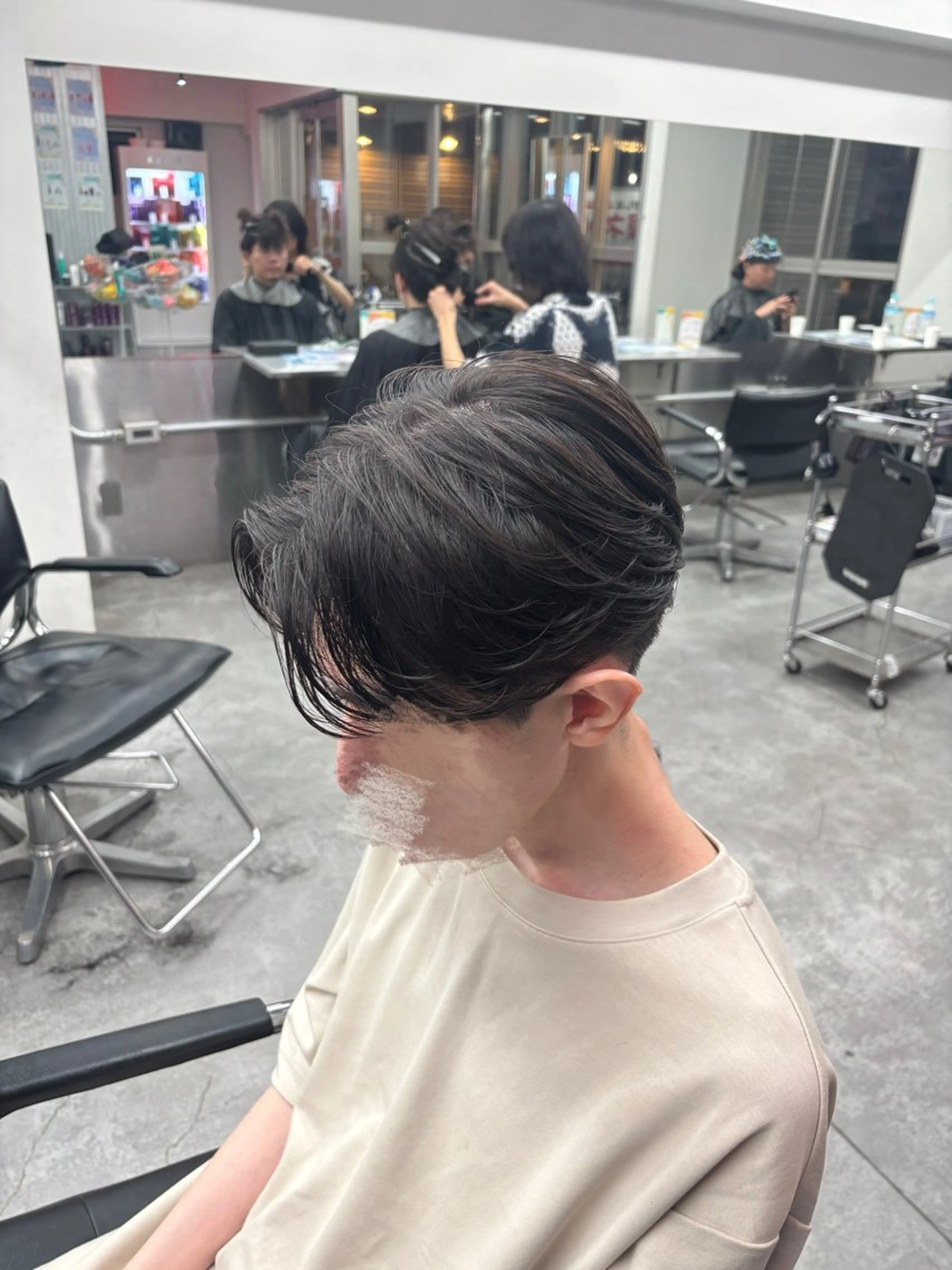 パーマ メンズ メンズ特化✨️ 韓国風パーマ🔥一八のヘアスタイル