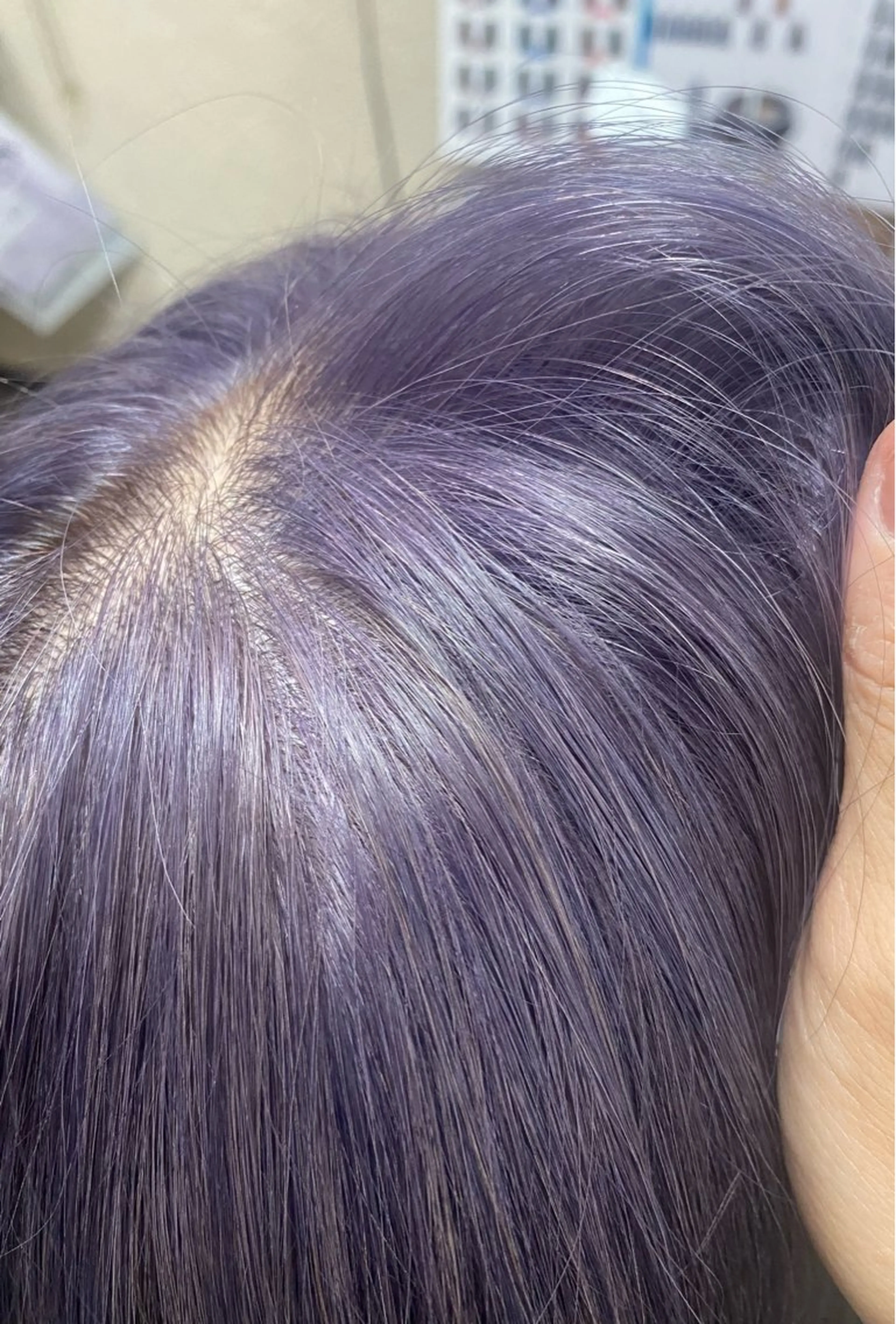 カラー Bish Yanaのヘアスタイル