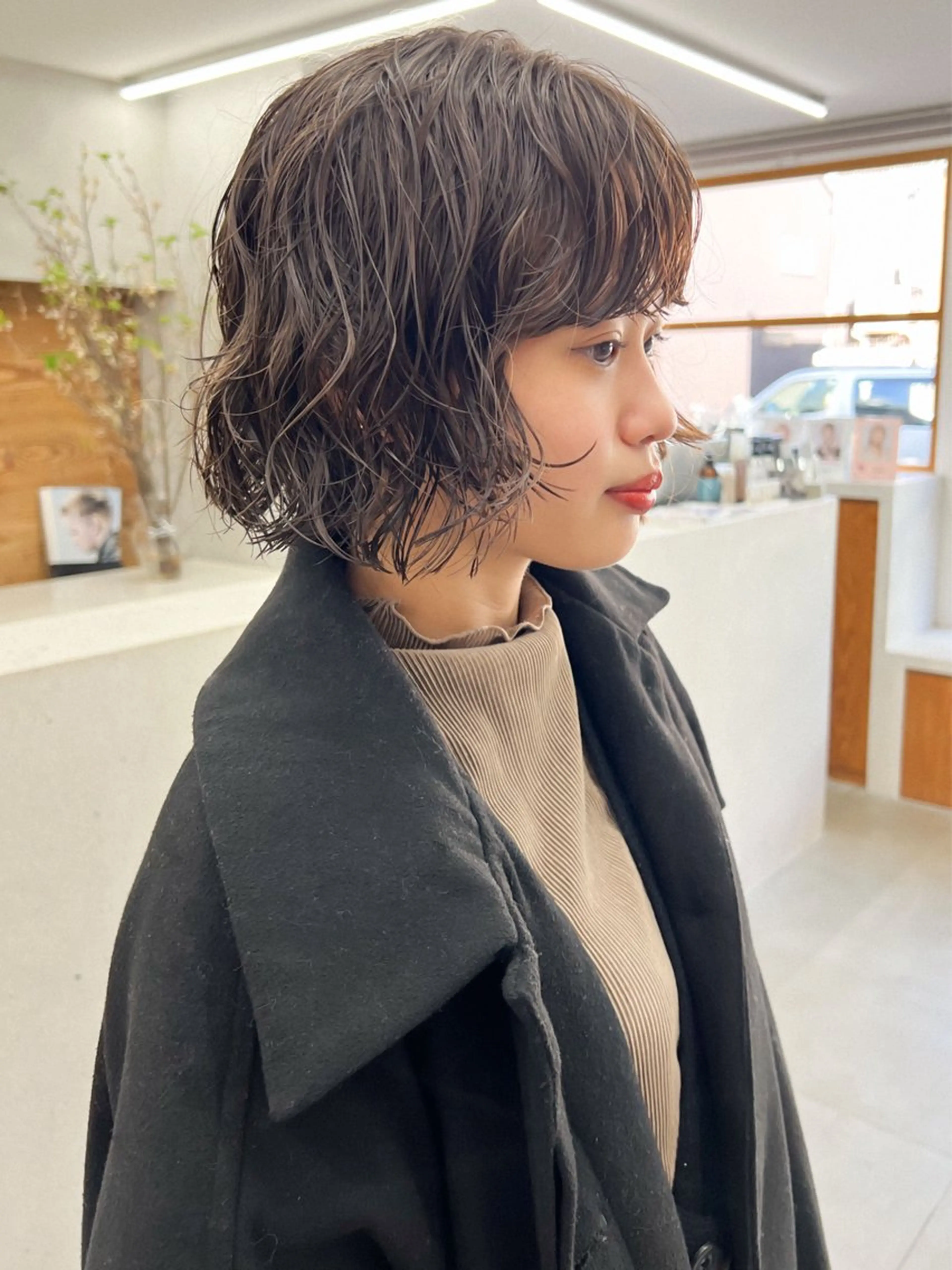 ショート パーマ ボブ レイヤーカット 似合わせカット ショートヘア スパイラルパーマ カット パーマ トリートメント 柳　裕介/ カミカリスマ/パーマのヘアスタイル