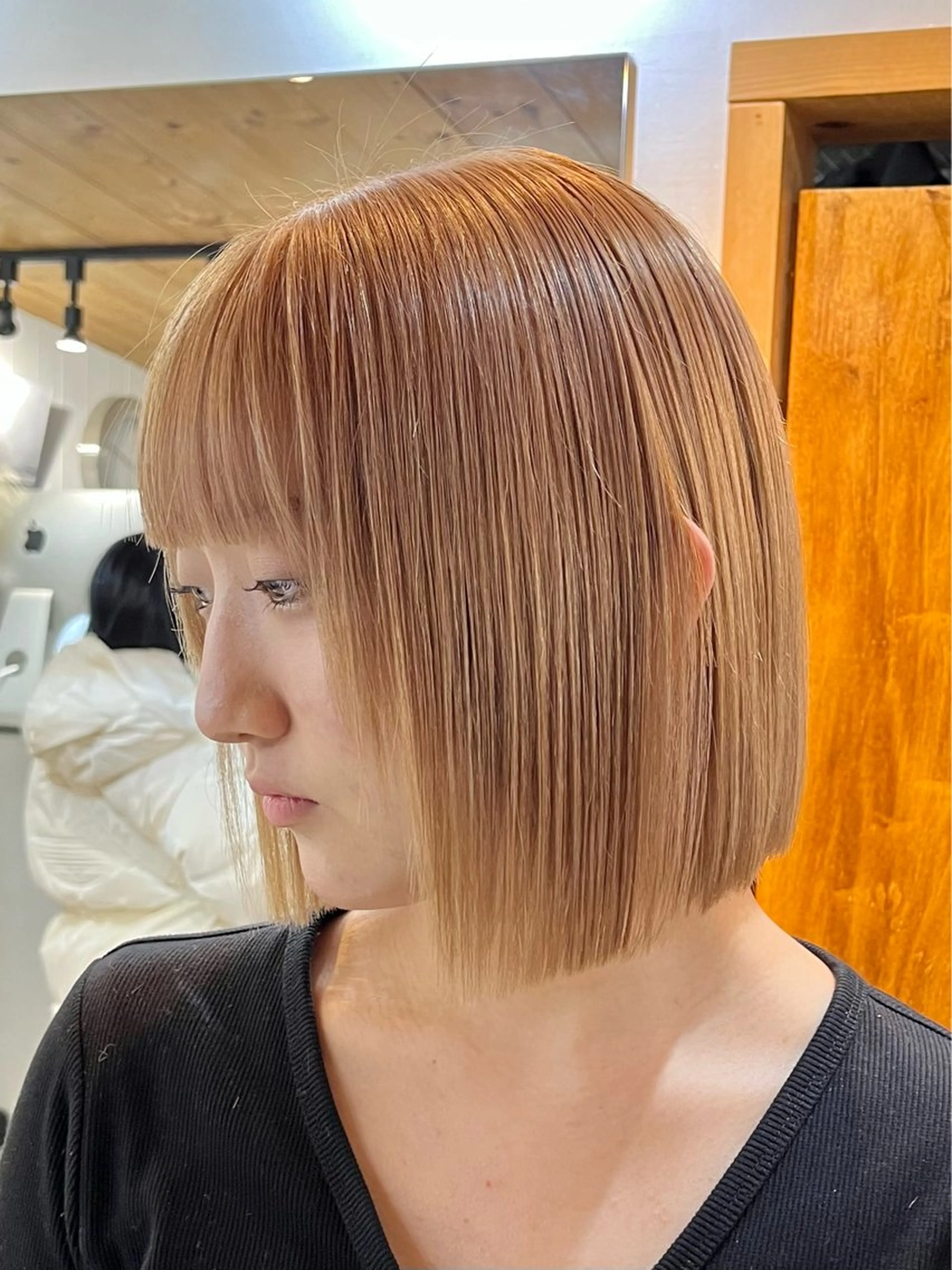 ショート カラー ヘアアレンジ ベージュカラー ブリーチ ミルクティーベージュ 🫧透明感カラー/ ナルハ🫧のヘアスタイル