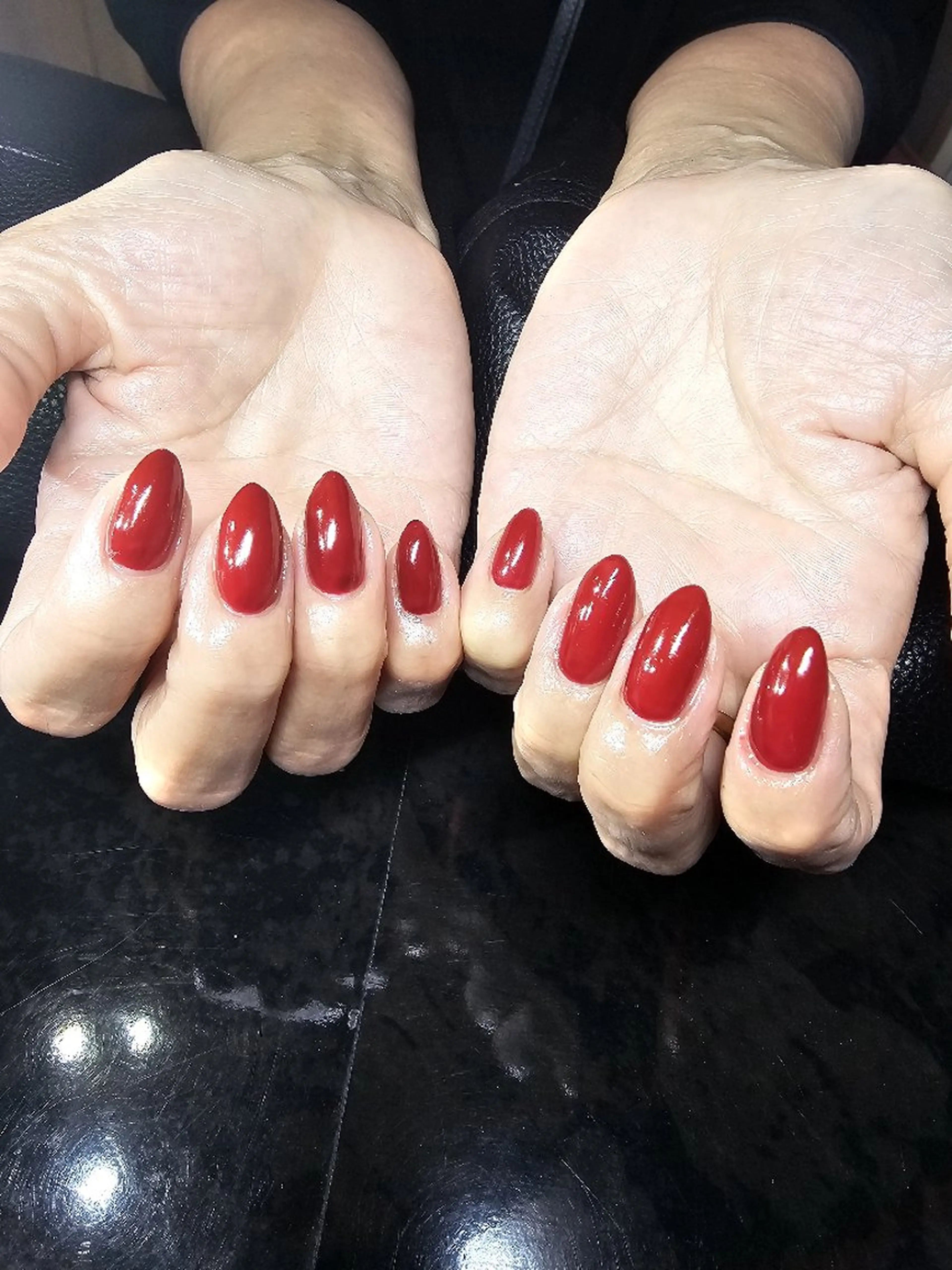 ネイル ボルドー 赤色 salon de Princess所属・salon de  Princessのネイルデザイン