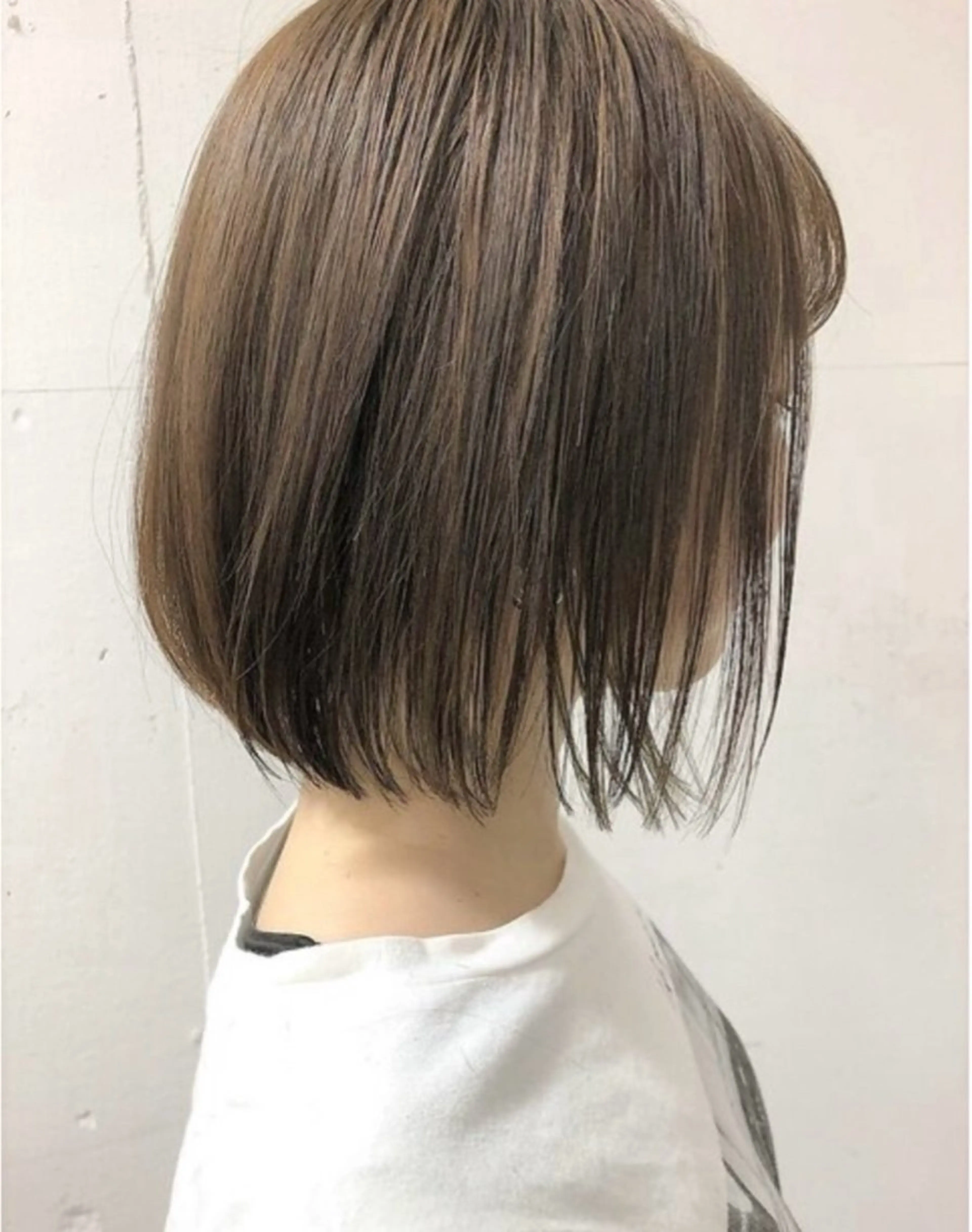 ショート 艶カラー/ レイヤー/あいりのヘアスタイル