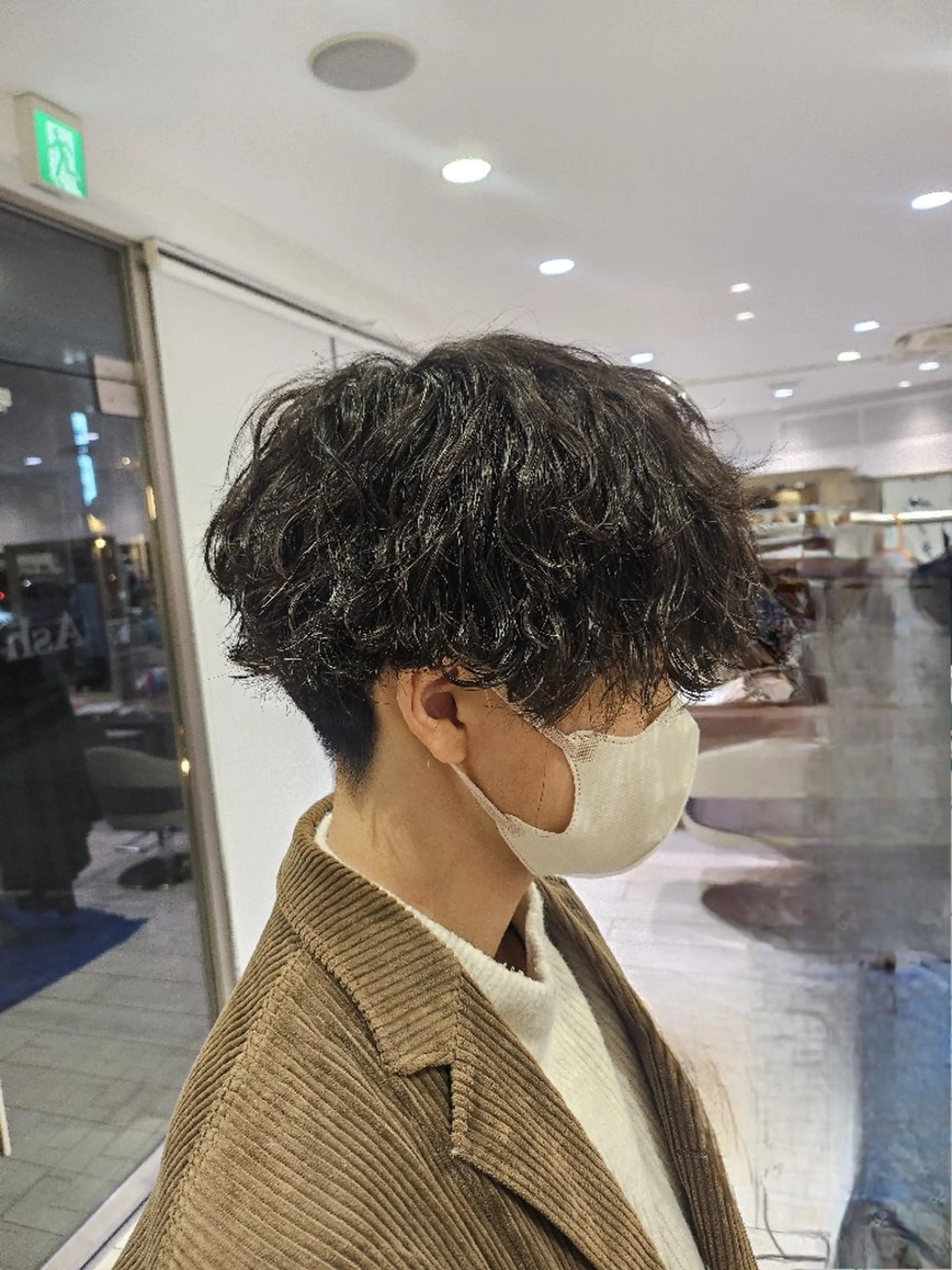 メンズ パーマ カット パーマ トリートメント パーマ/縮毛矯正/ 韓国ヘア/副店長和田のヘアスタイル