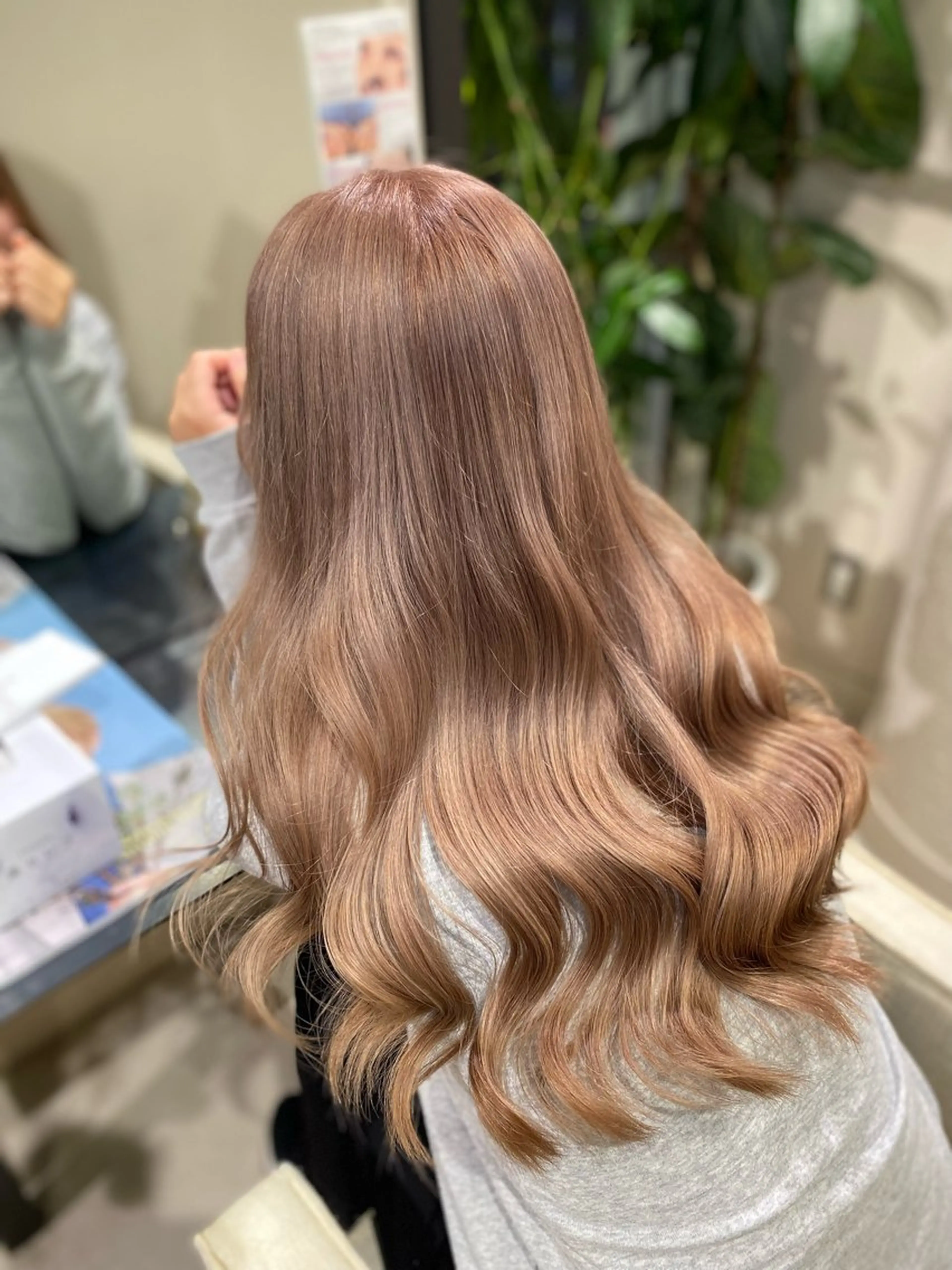 カラー ヘアカラー トリートメント ハイトーン✨艶髪💘 💘 AYANO💘のヘアスタイル