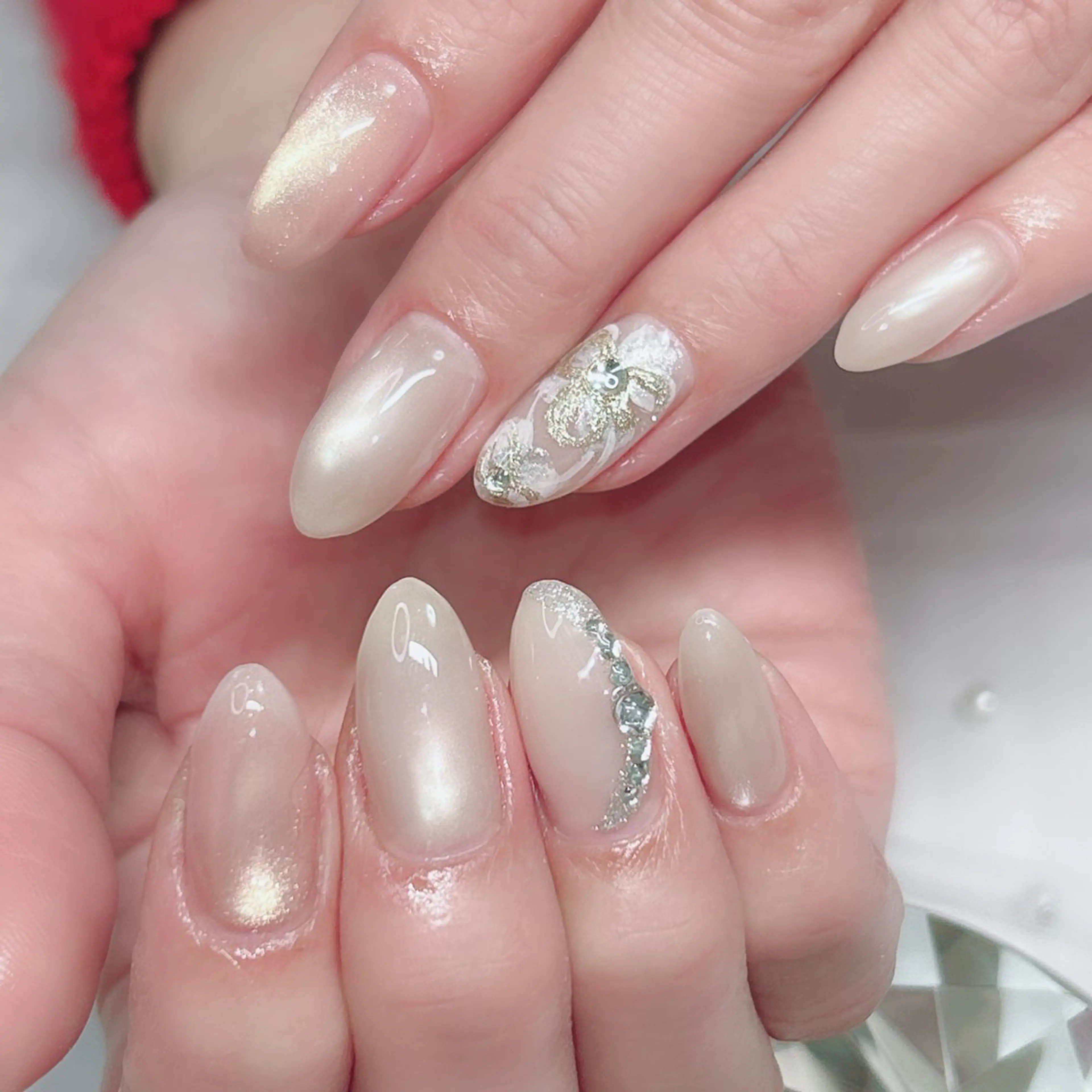 ネイル オーロラネイル ミラーネイル オフィスネイル ワンカラーネイル シンプルネイル ハンドネイル Cute Tips nailのネイルデザイン