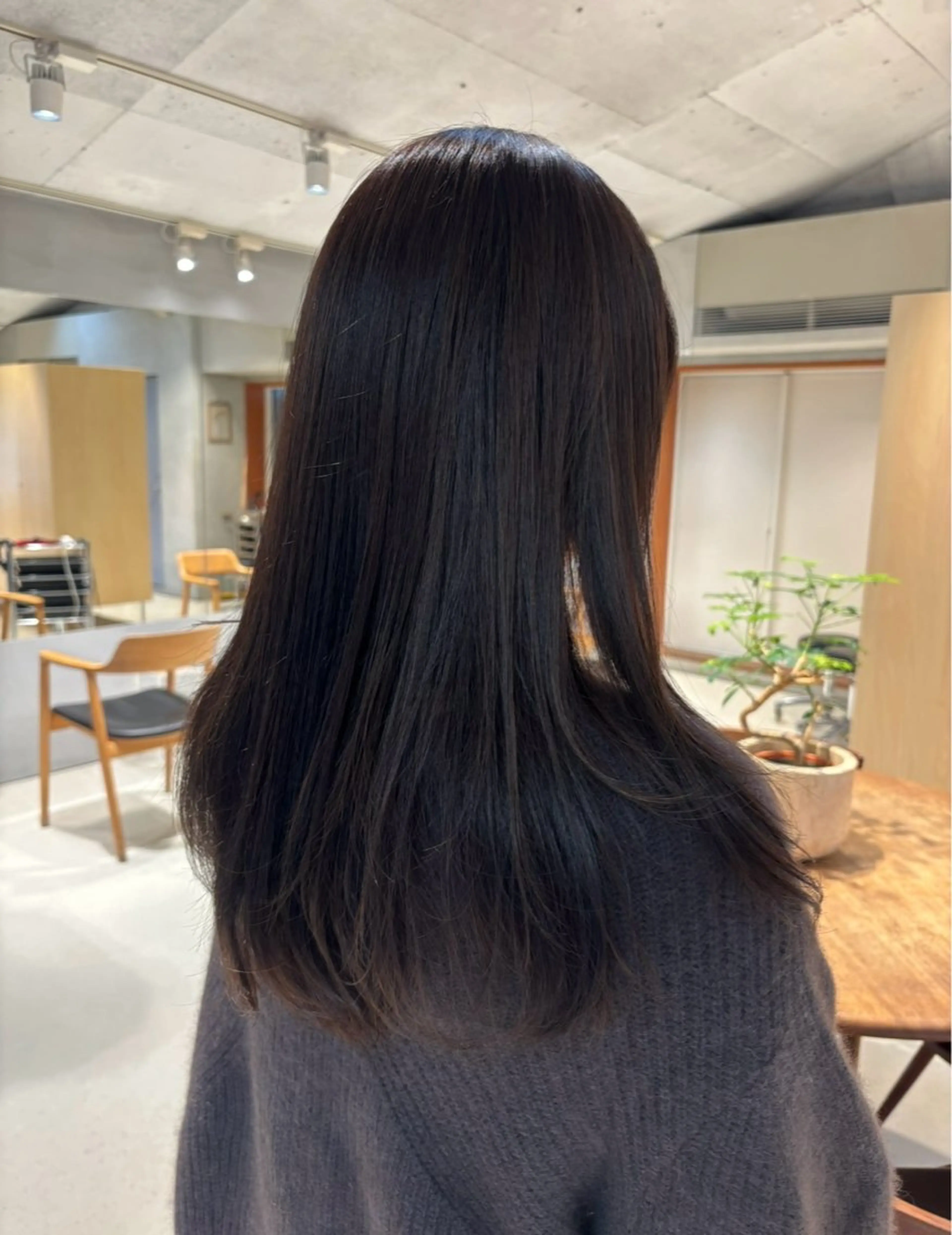 【🌟夜割🌟】19:00~ カラー＆トリートメント ※ブリーチ、ダブルカラー対象外の写真