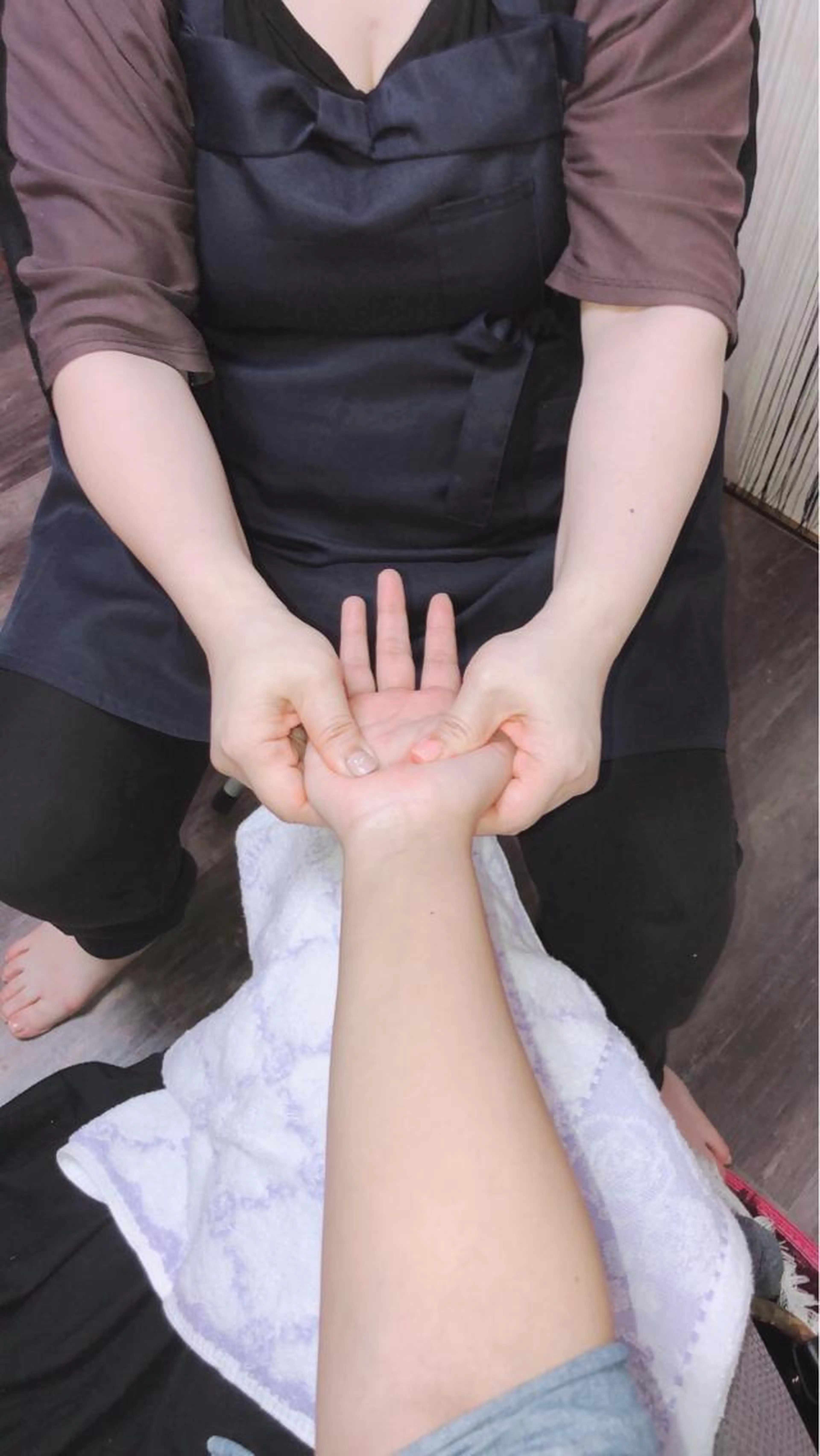 【ちょっとした贅沢な時間…】🍁ハンドマッサージ🍁秋冬にカサつく指先までしっかり潤いケア🍀の写真