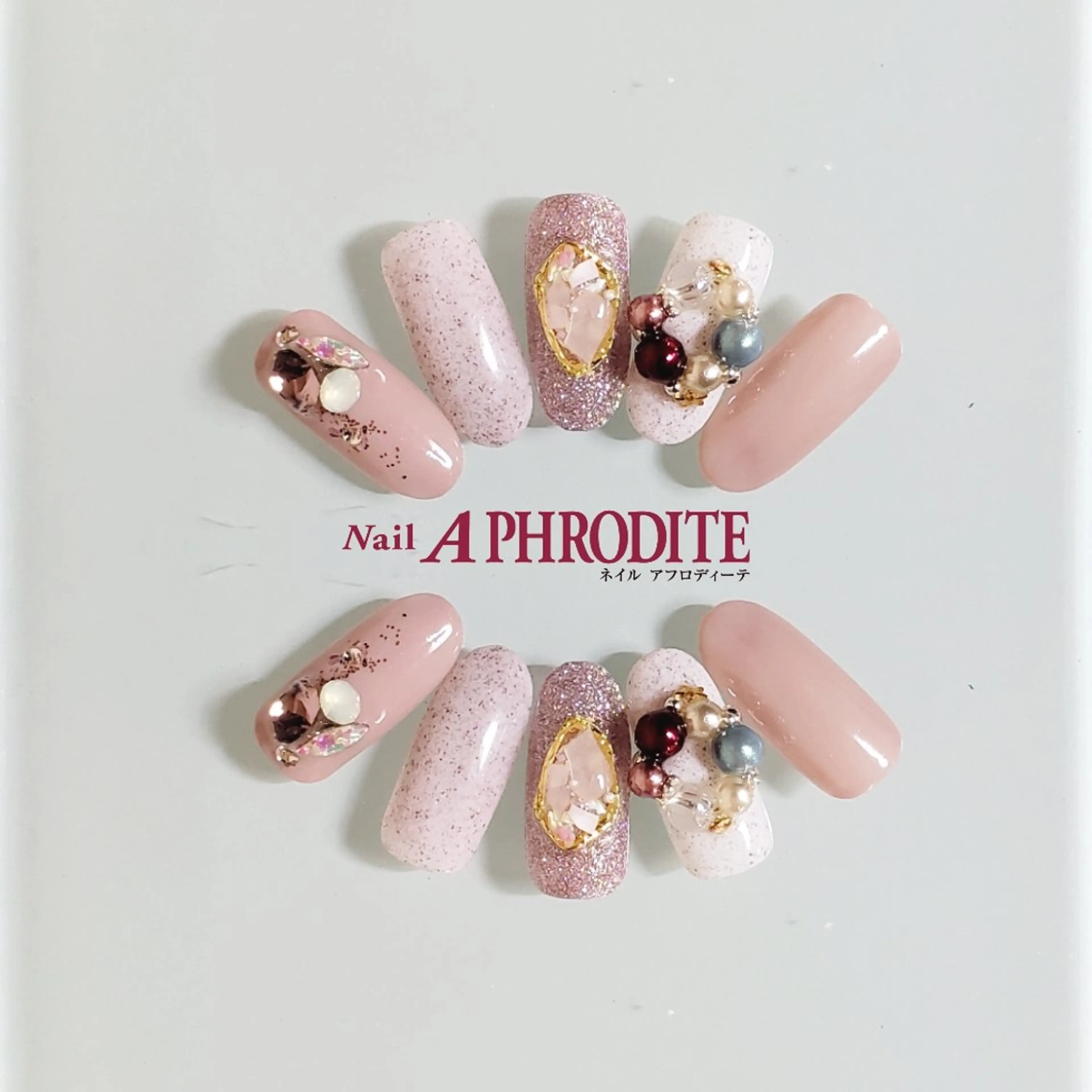 ネイル ジェルネイル ニュアンスネイル スカルプネイル ソフトジェル ネイルチップ ハンドネイル Nail  Aphroditeのネイルデザイン