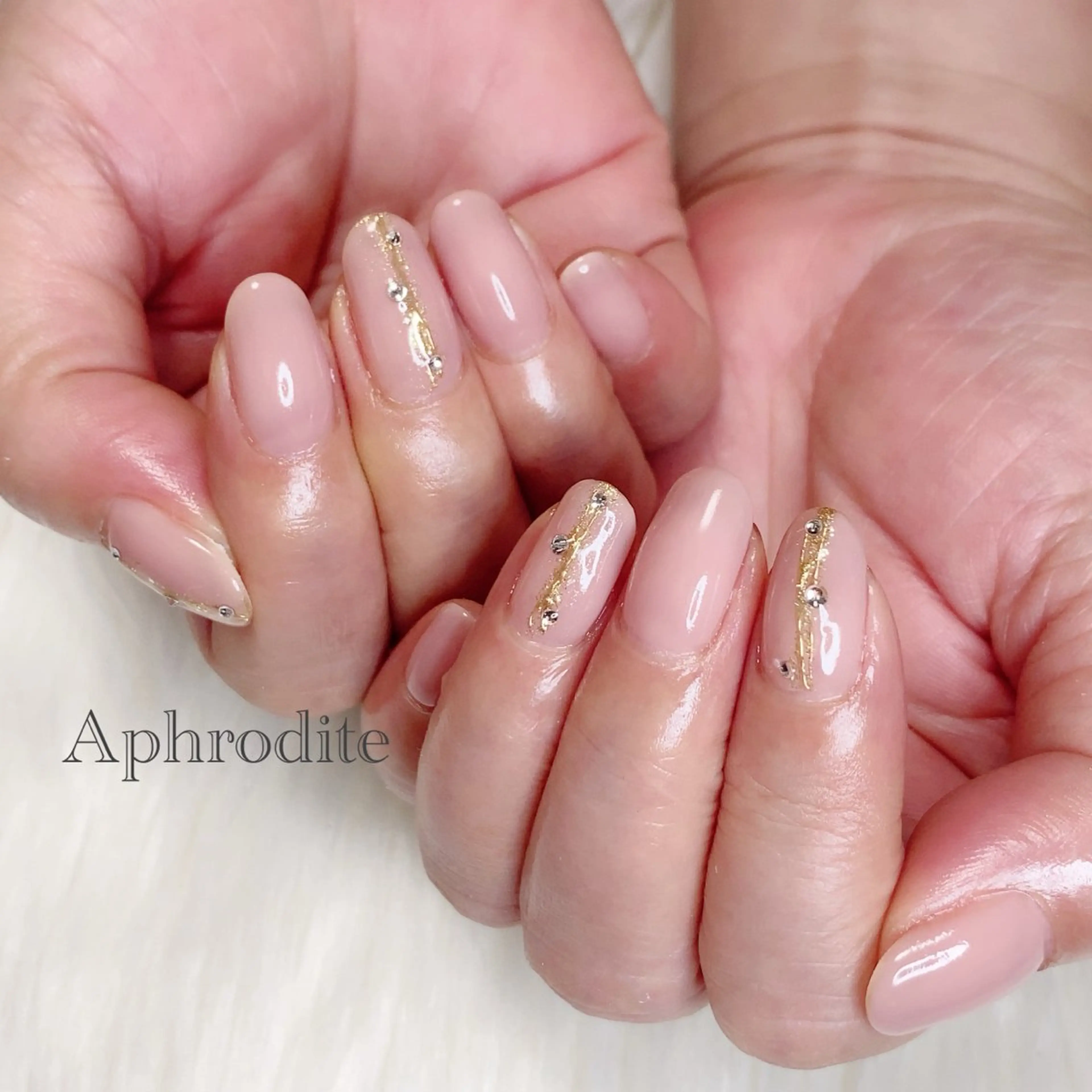 ネイル Aphrodite パラジェル認定サロンのネイルデザイン