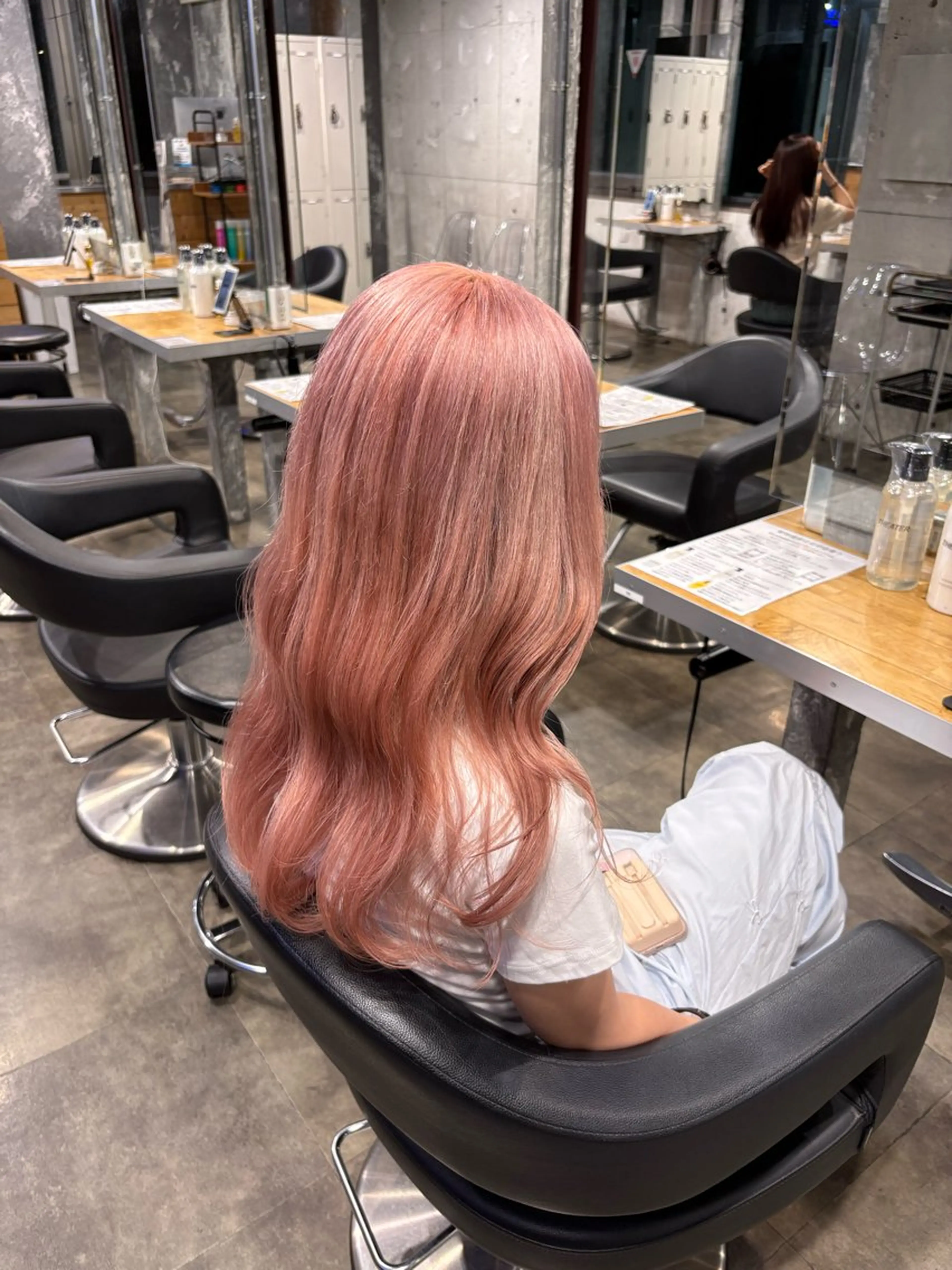 ロング カラー ヘアカラー ハイトーン 横浜💞ミオのヘアスタイル