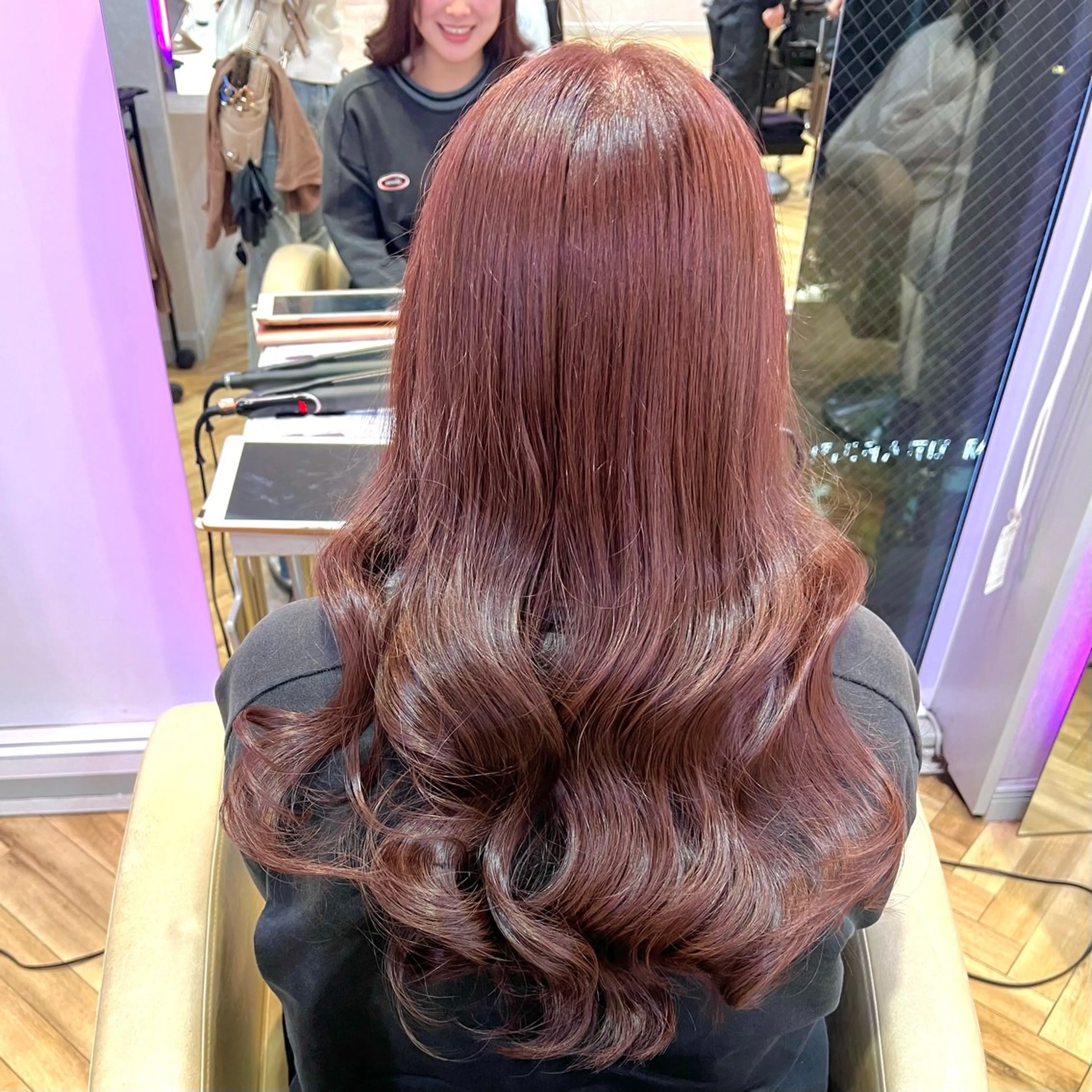 ロング カラー ピンクカラー 🎀韓国レイヤー🎀 顔周り　とばみかのヘアスタイル