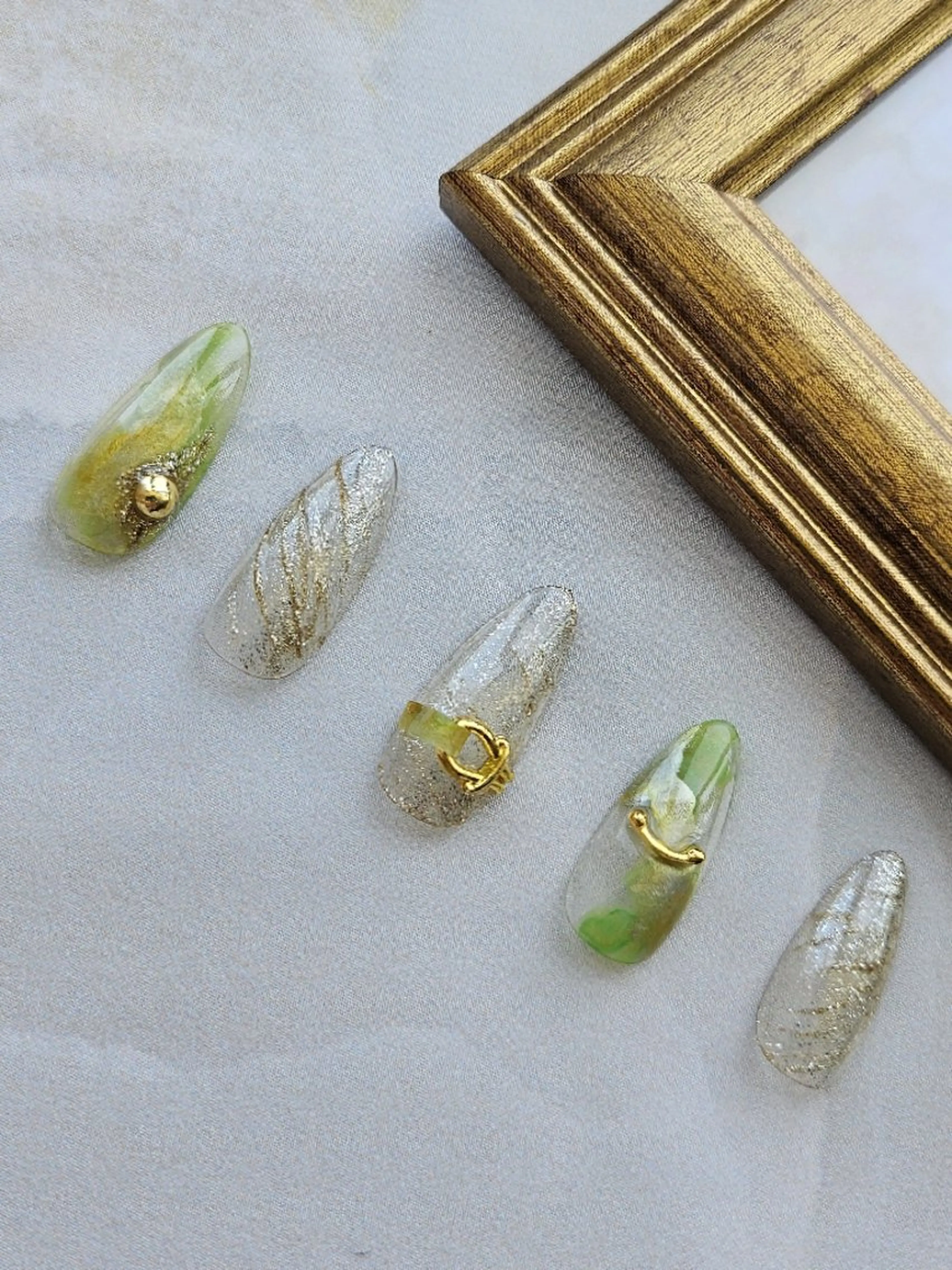 ネイル ニュアンスネイル ハンドネイル Noah'snail   のネイルデザイン