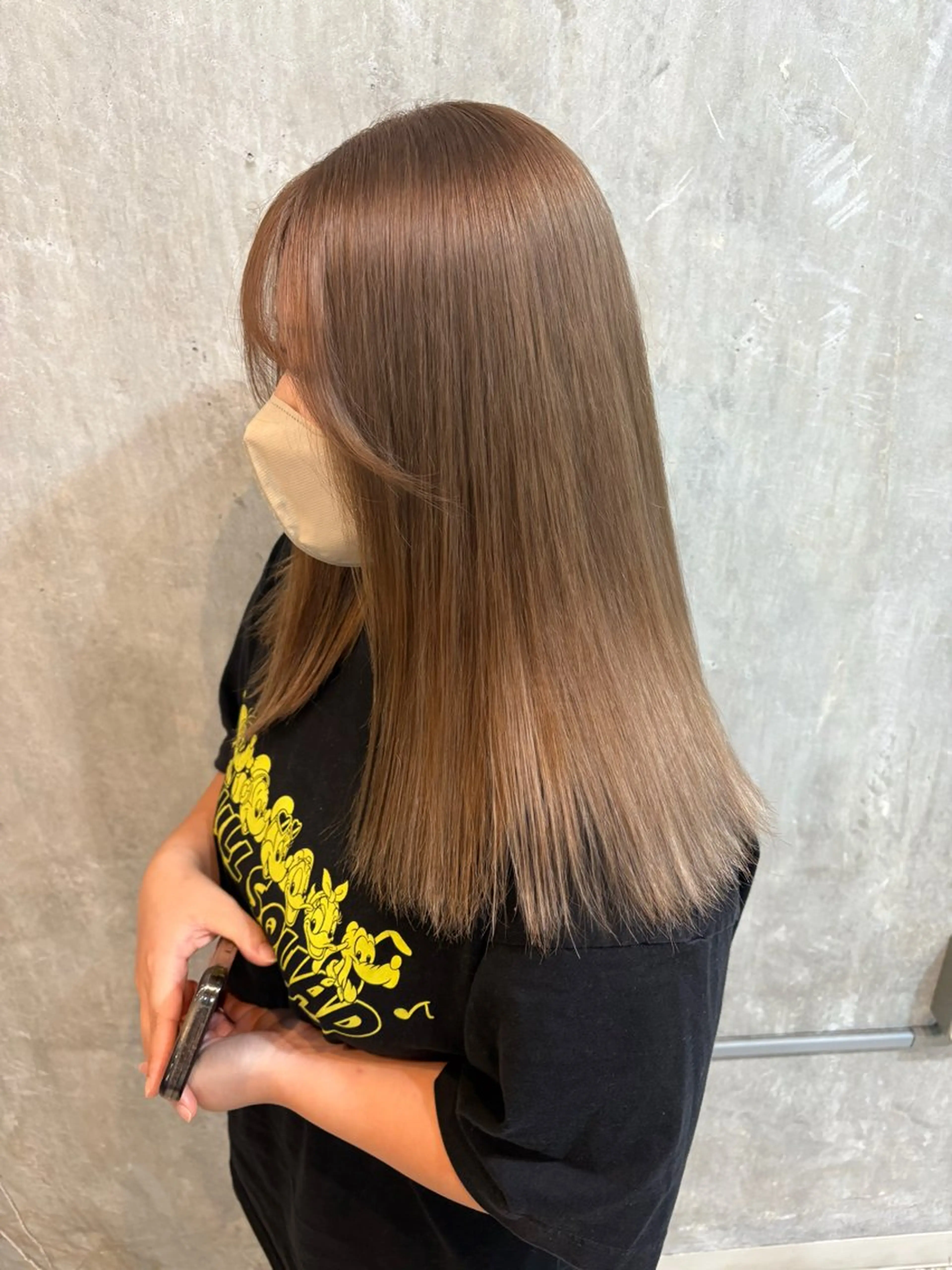 セミロング カラー ベージュカラー ブリーチ ヘアカラー botan🪷☆*。 レ ナのヘアスタイル