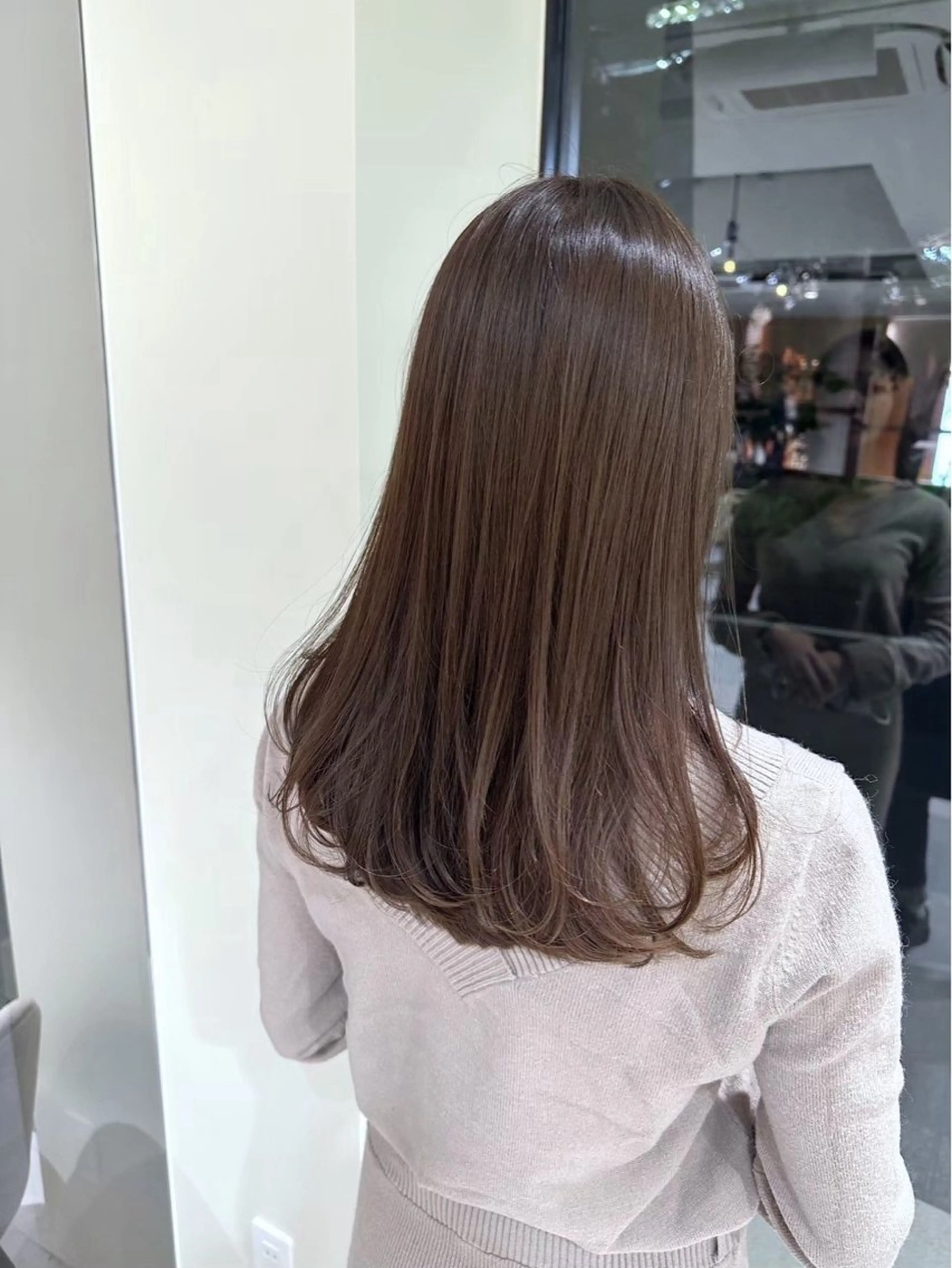 セミロング カラー 似合わせカット 小顔カット 縮毛矯正 カット ヘアカラー 韓国風/小顔レイヤー /艶カラーのヘアスタイル