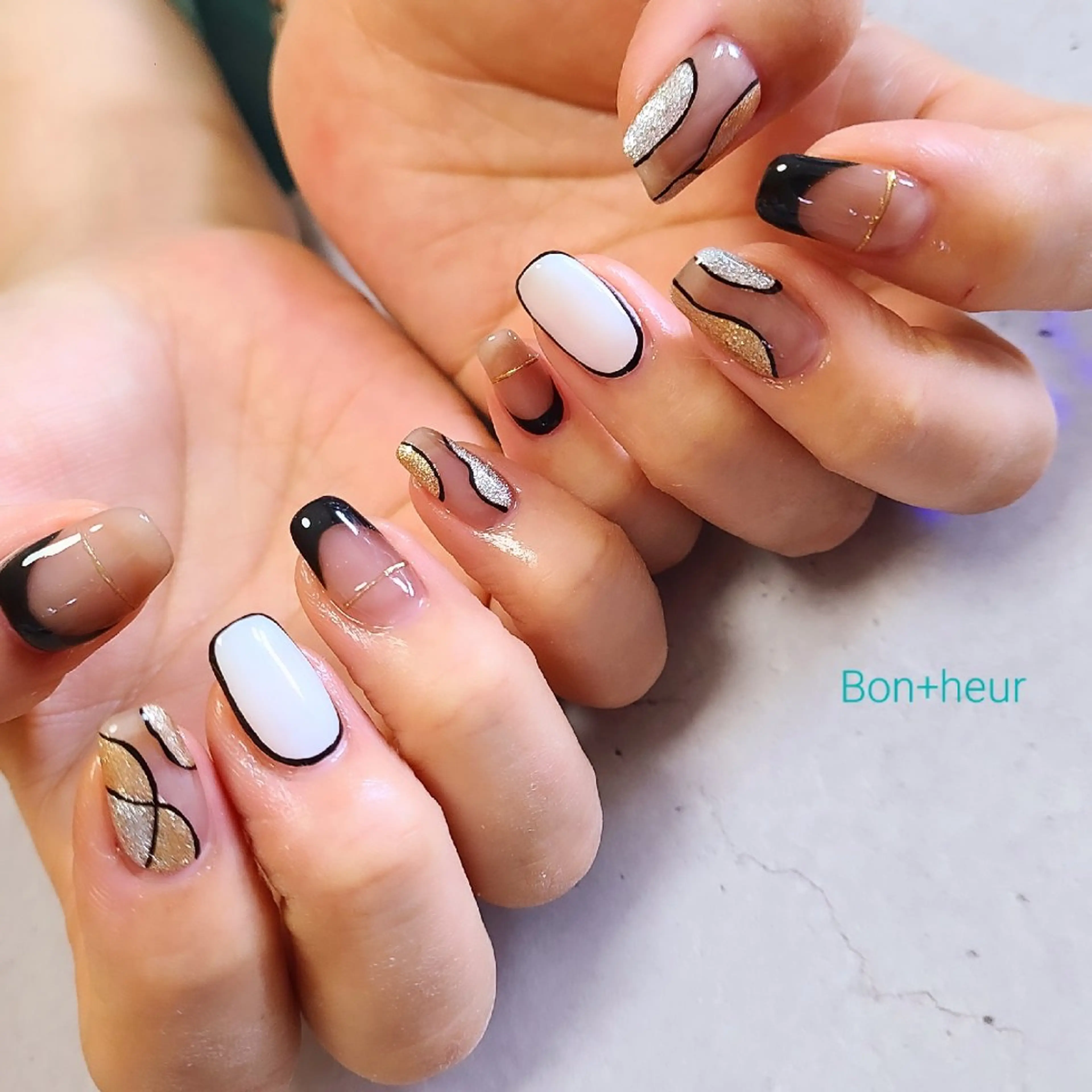 ネイル 宮口 紗子のネイルデザイン