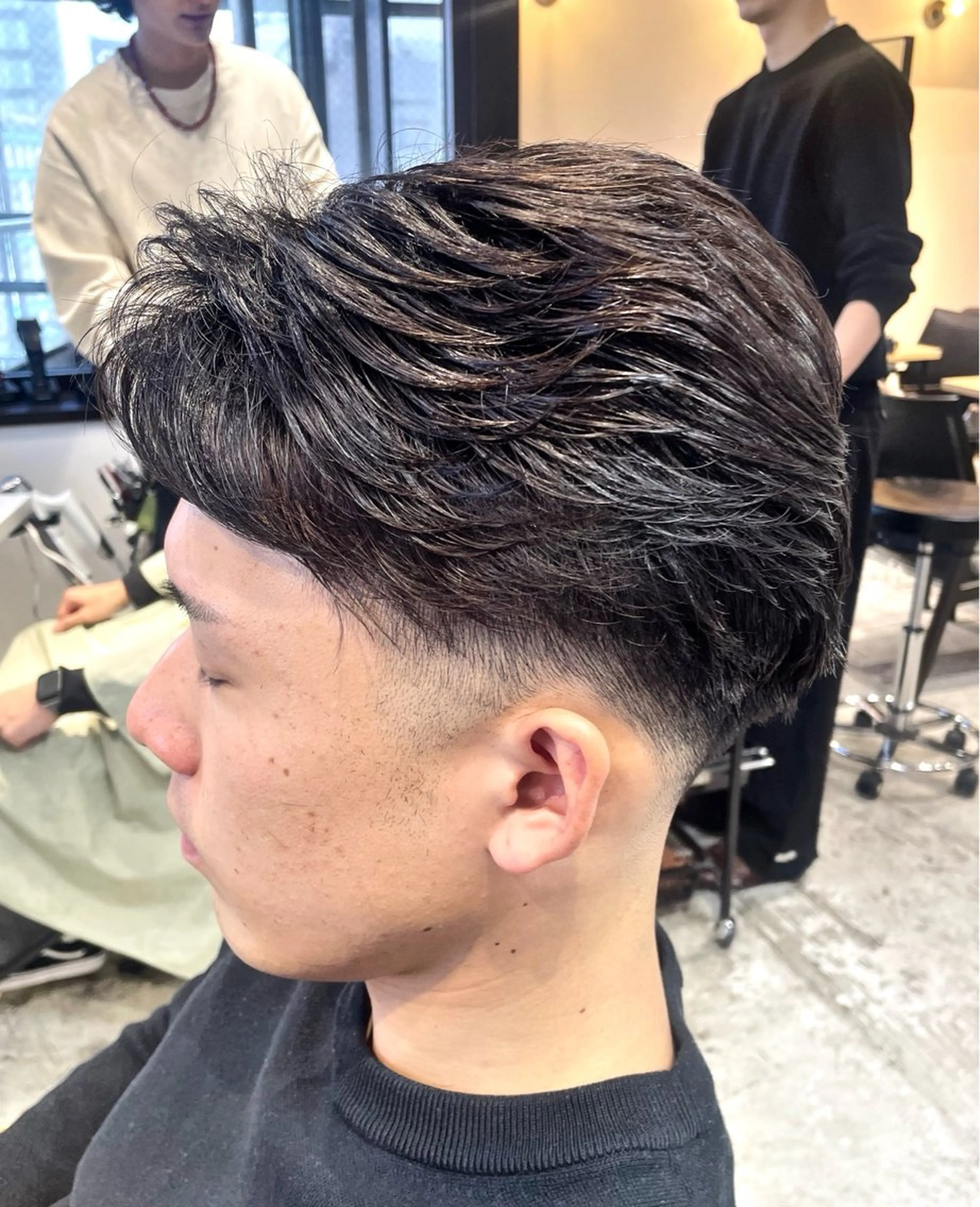 ショート 川副/シャドウ/ 波巻き/メンズパーマのヘアスタイル