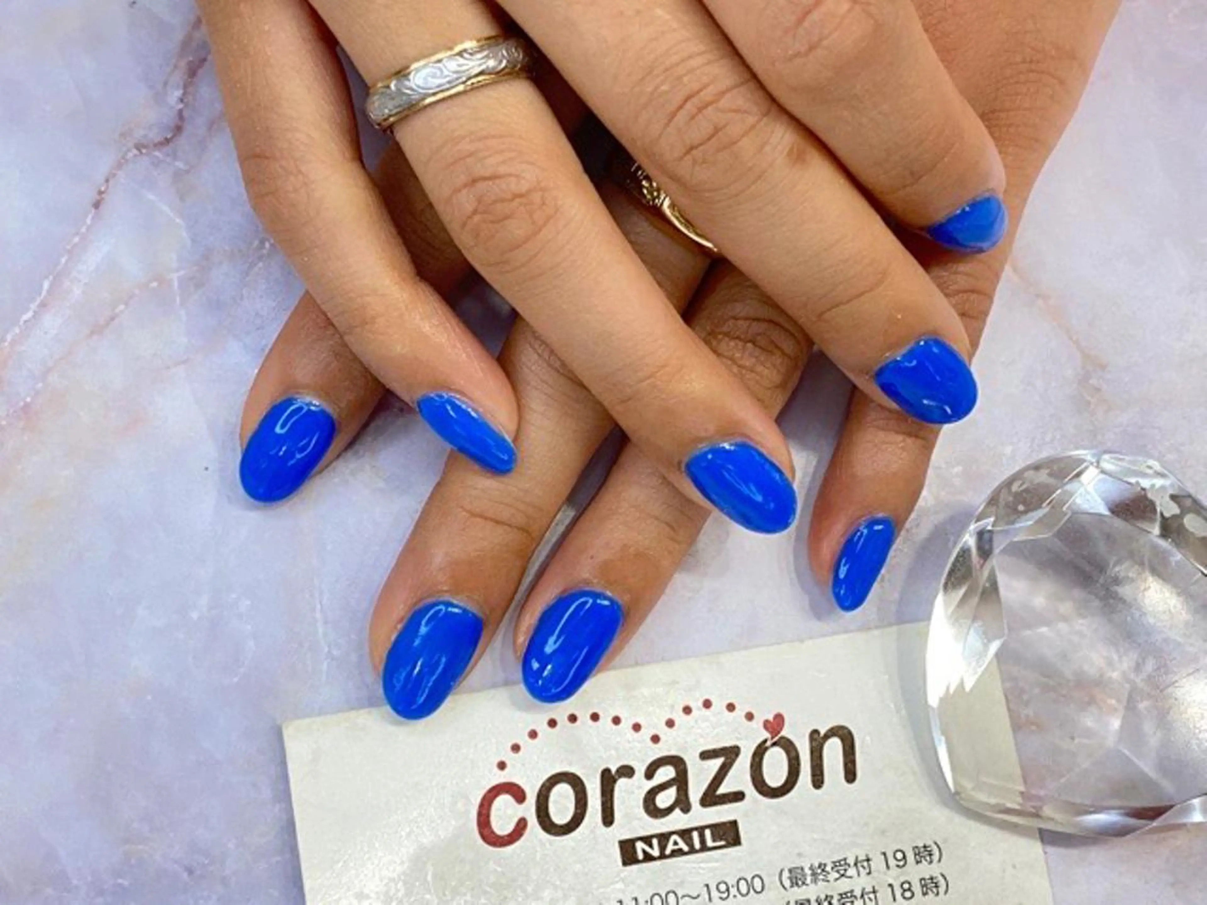 ネイル ブルー ジェルネイル ワンカラーネイル ハンドネイル corazon所属・ネイリスト aicoのネイルデザイン